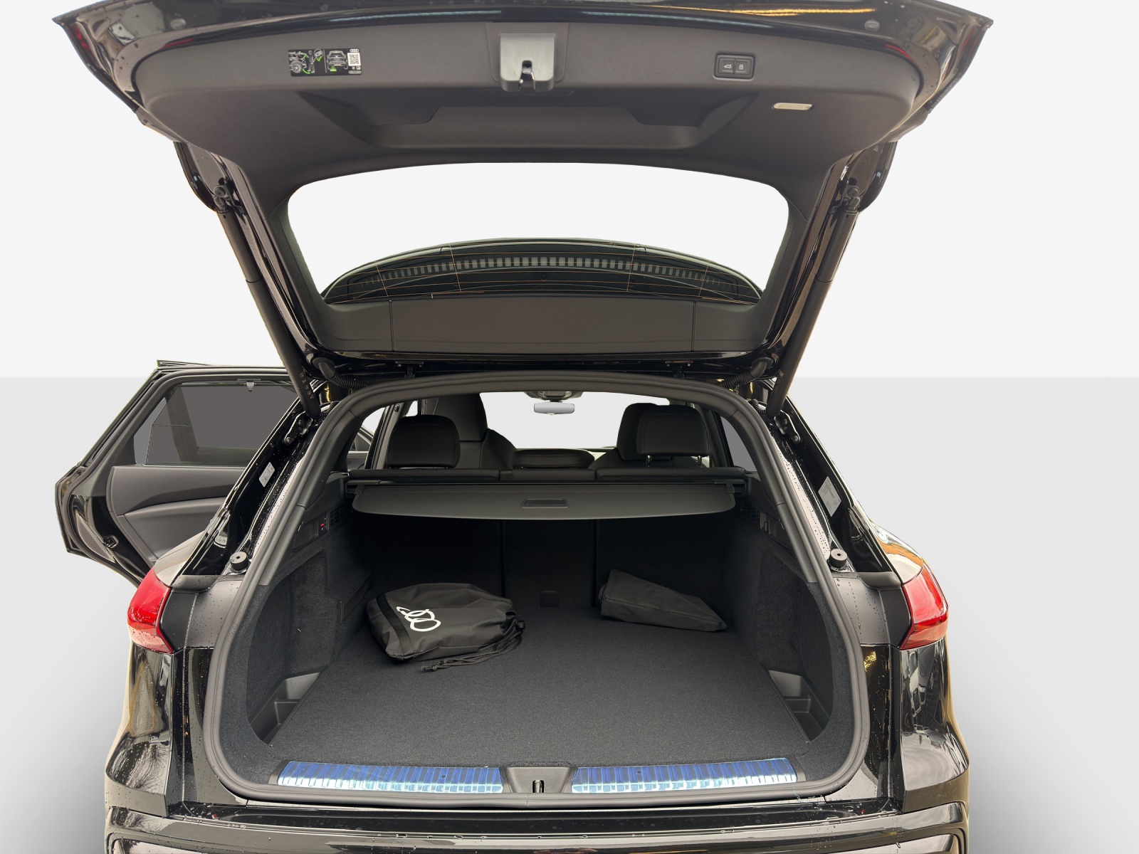 AUDI Q5 e-hybrid quattro 270 kW S-tronic-image-12