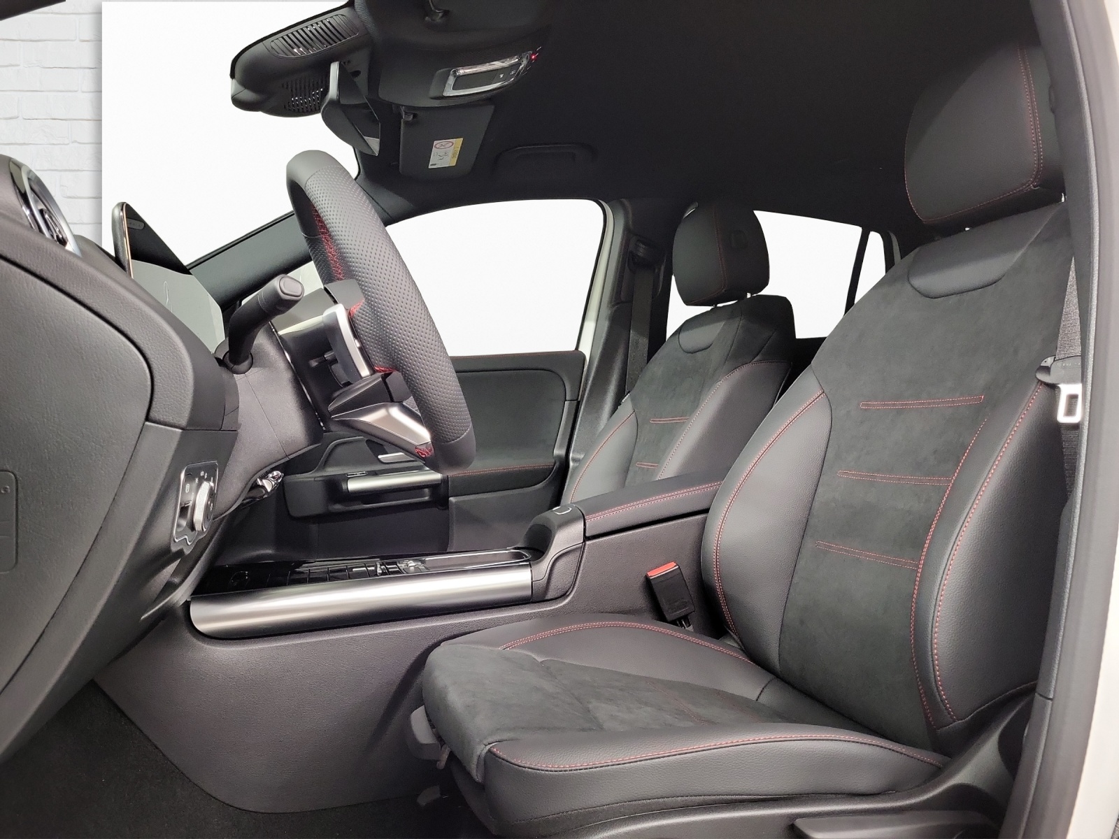 MERCEDES-BENZ GLA 200 AMG Line Night Star-image-6