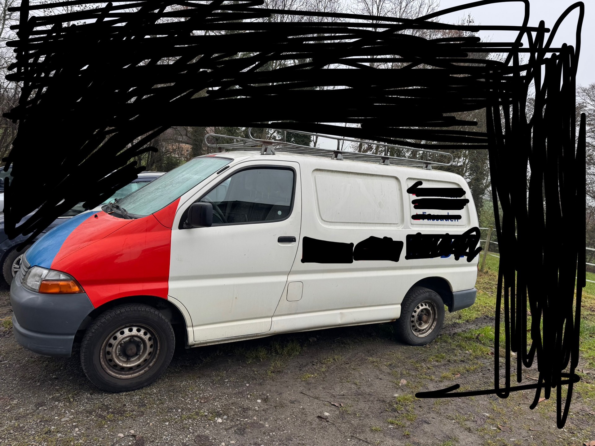 TOYOTA HI-ACE-image-1