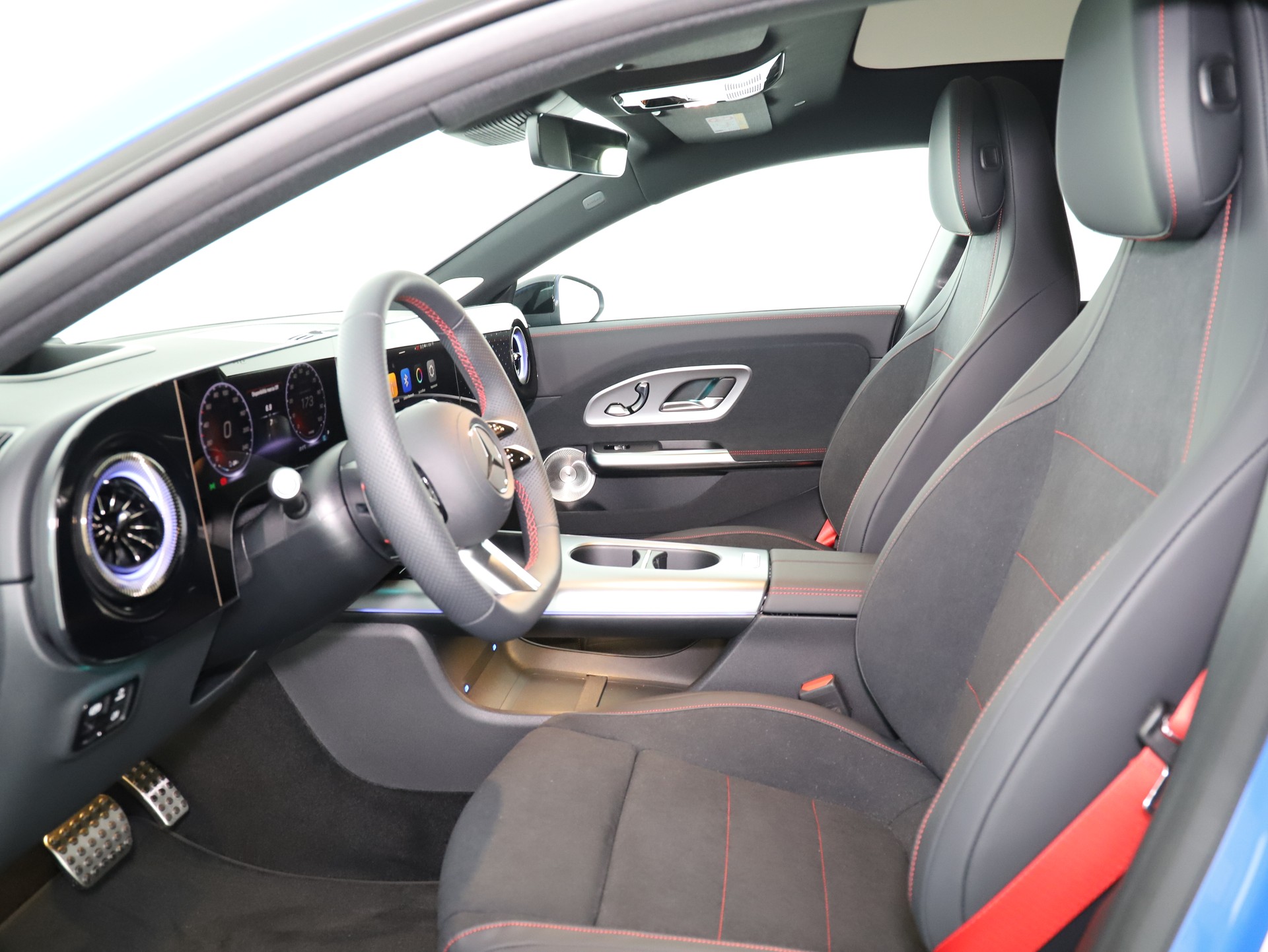 MERCEDES-BENZ CLA 350+ 85 kWh EQ-image-9