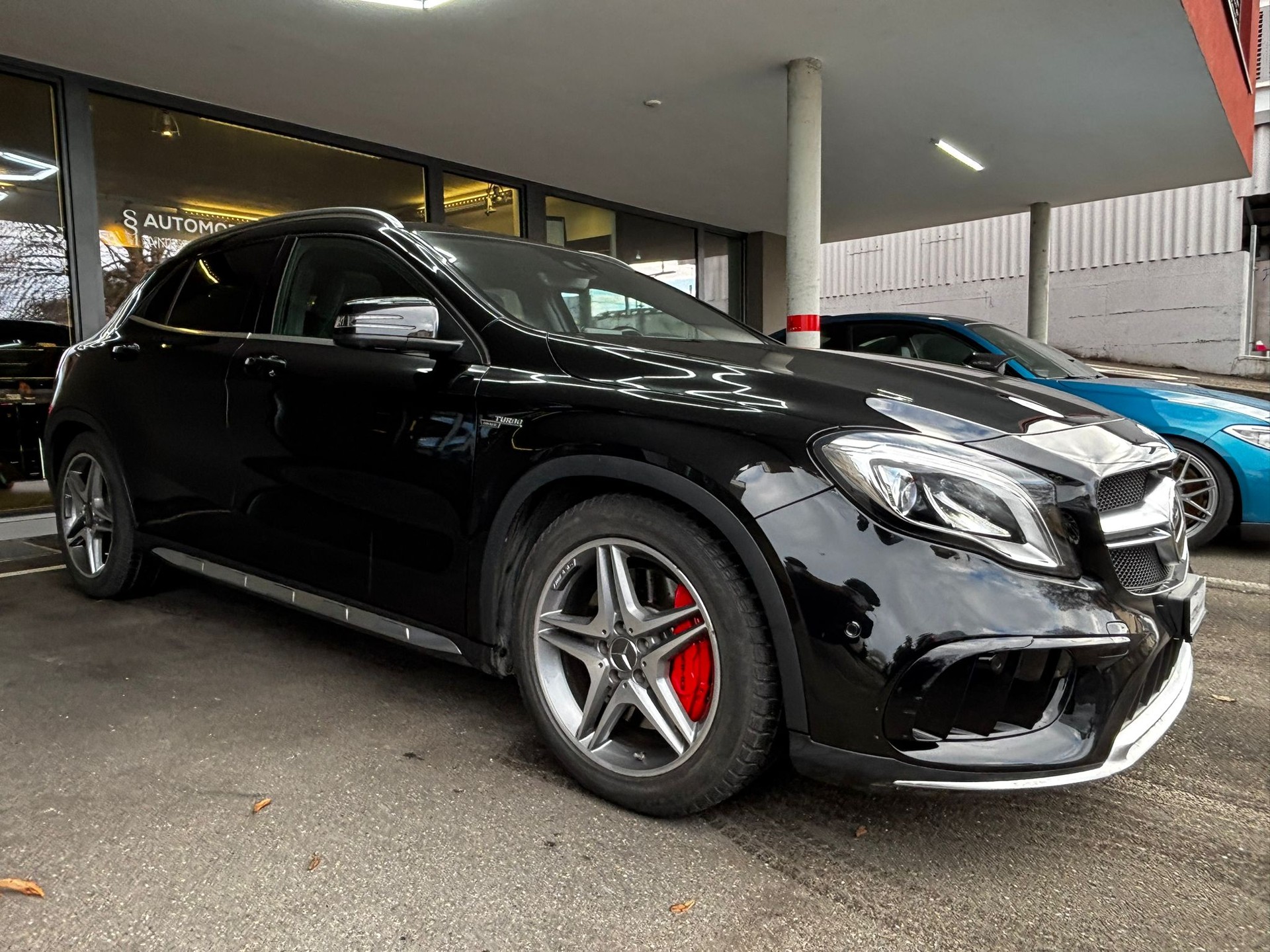 MERCEDES-BENZ GLA 45 AMG 4Matic 7G-DCT-image-2