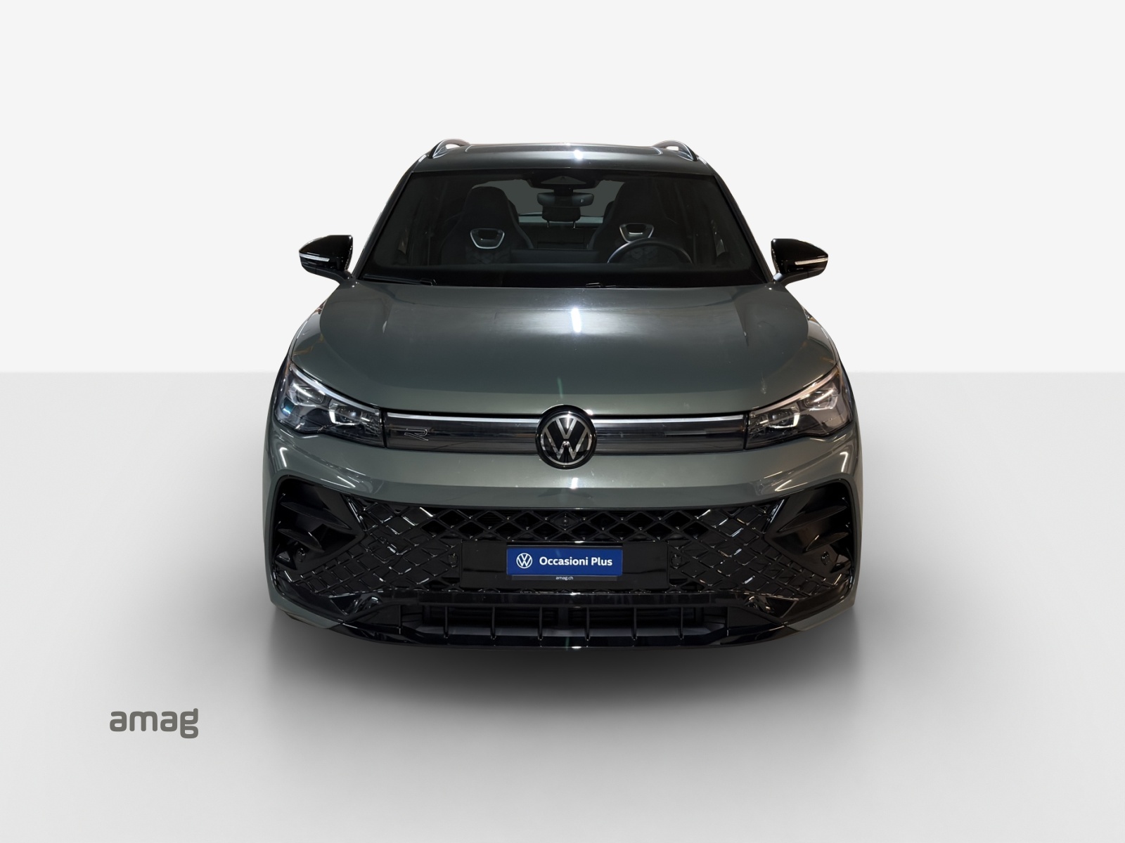 VW Tiguan 2.0 TSI DSG R-Line 4Motion-image-3