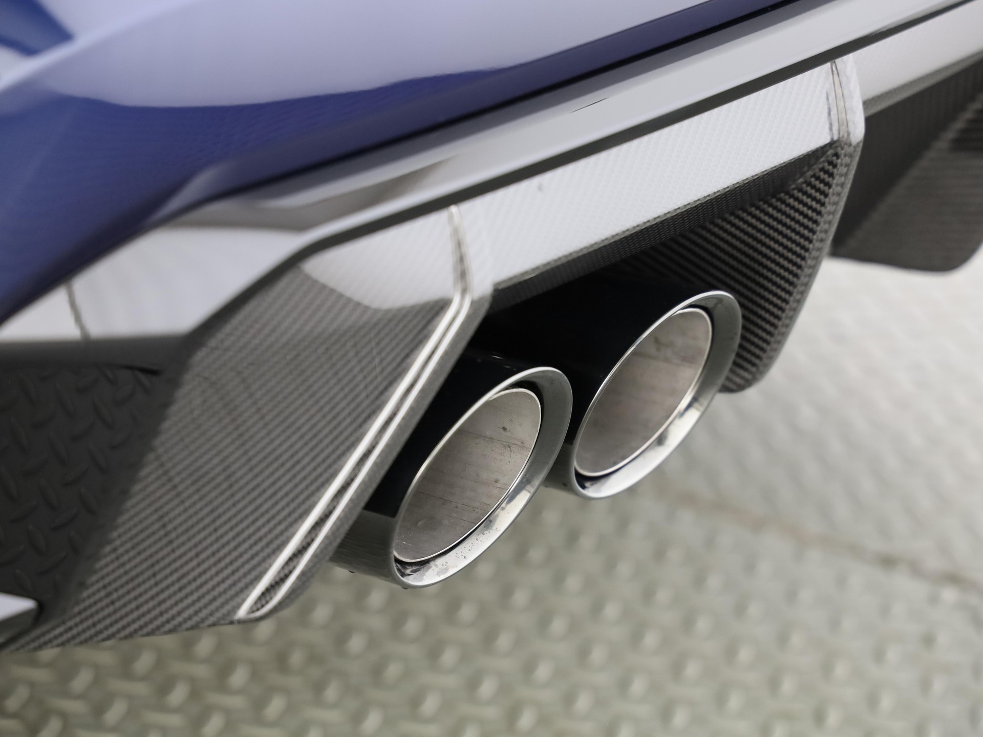 BMW M3 Competition xDrive-image-7