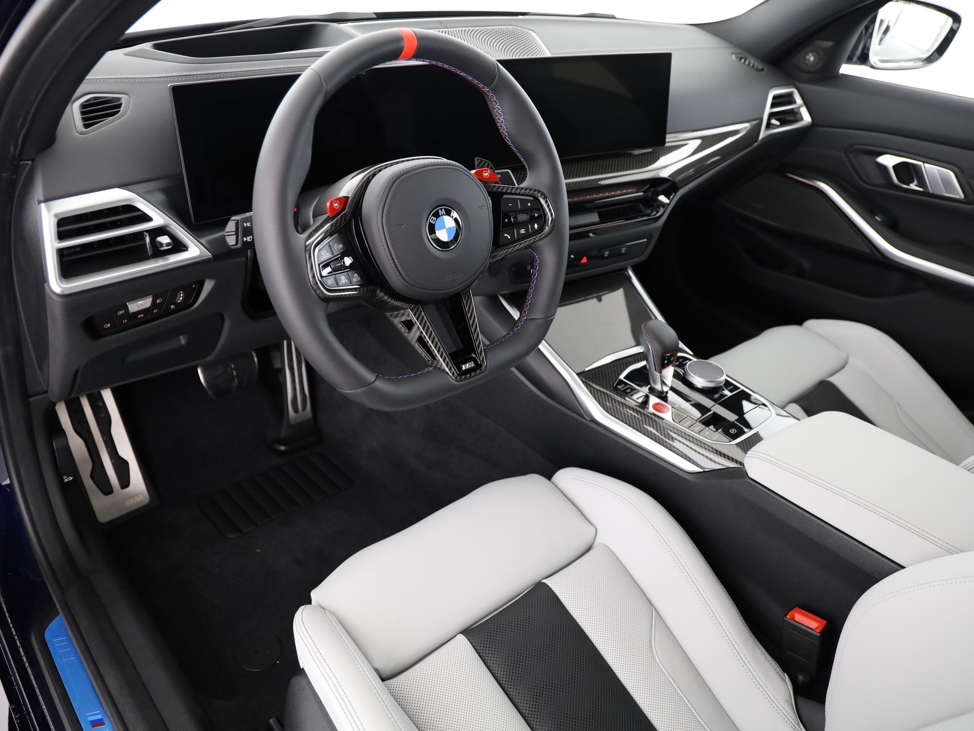 BMW M3 Competition xDrive-image-12