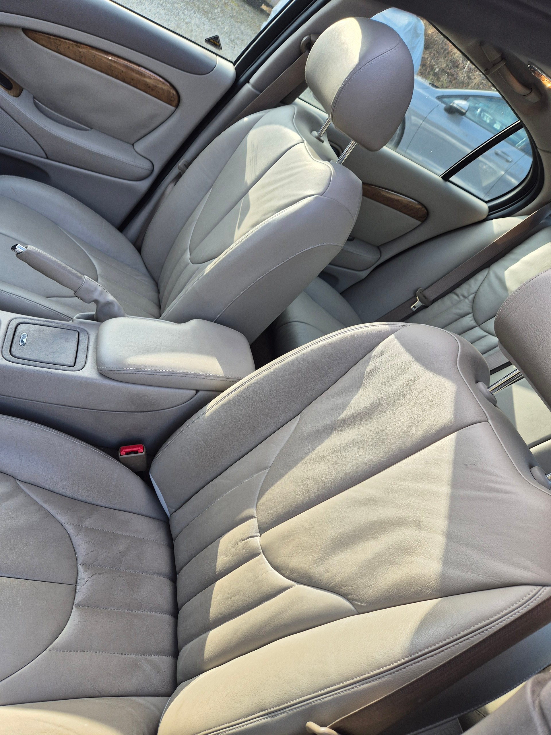 JAGUAR S-Type 4.0 V8-image-12