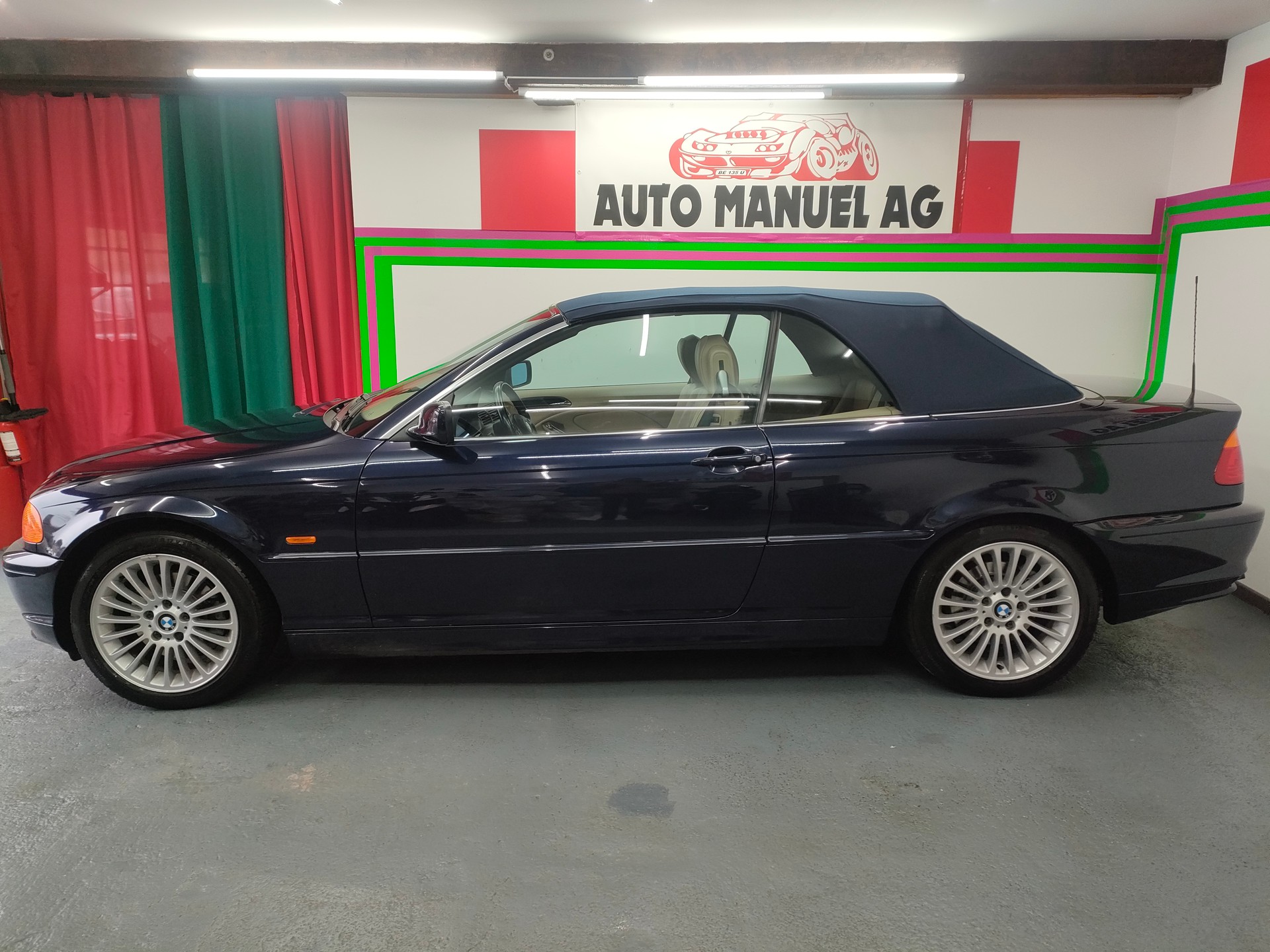 BMW 325Ci Cabriolet-image-3