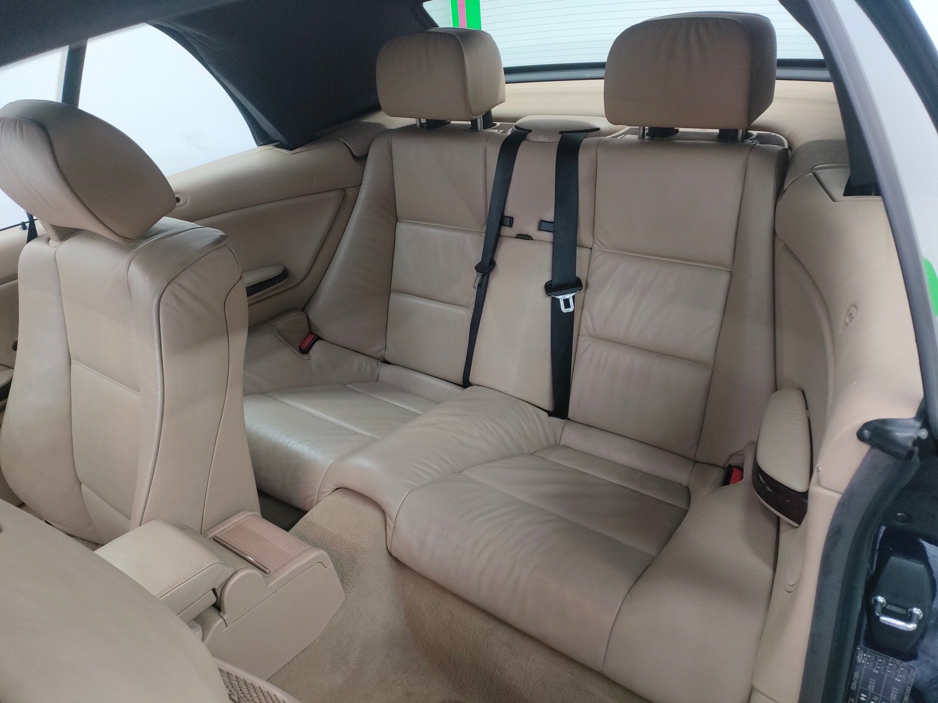 BMW 325Ci Cabriolet-image-13