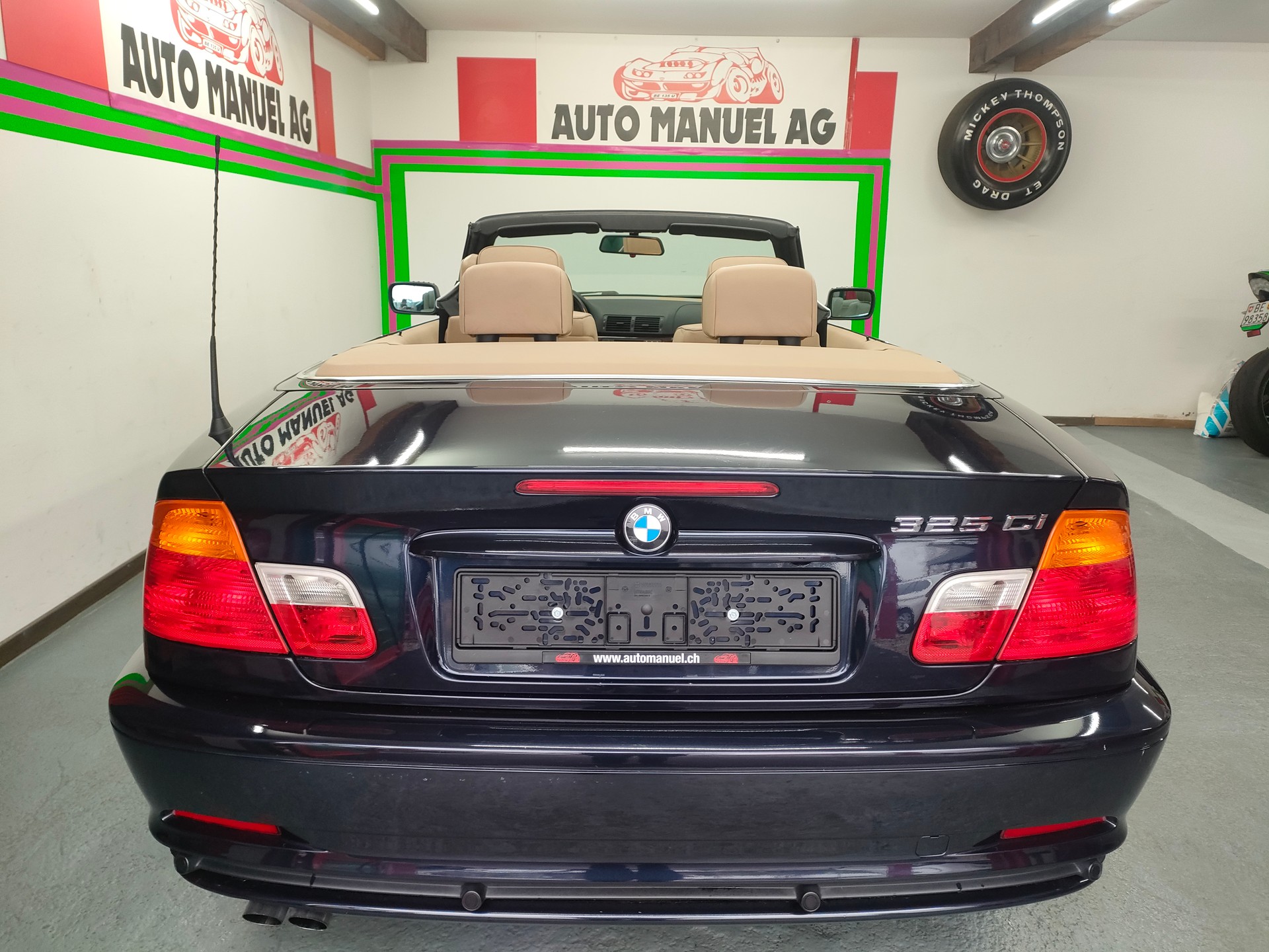 BMW 325Ci Cabriolet-image-5