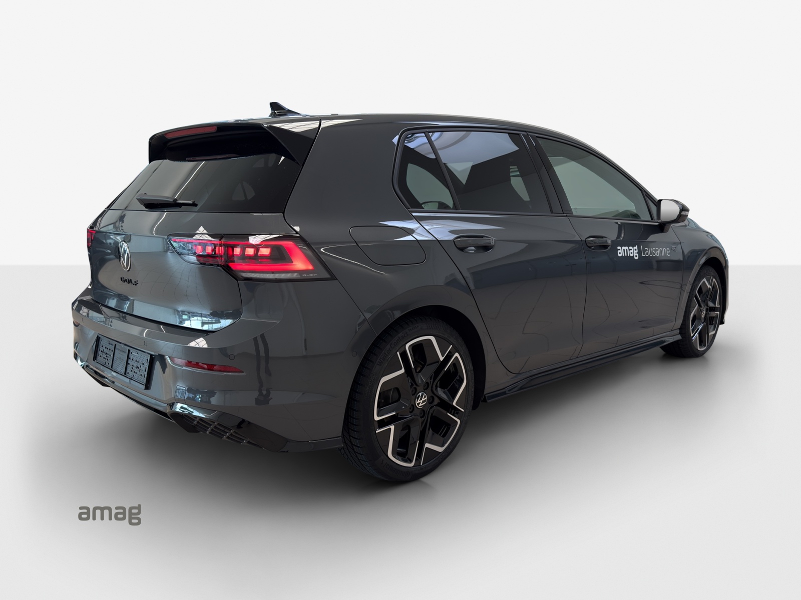 VW Golf 1.5 e TSI mHEV R-Line DSG-image-4