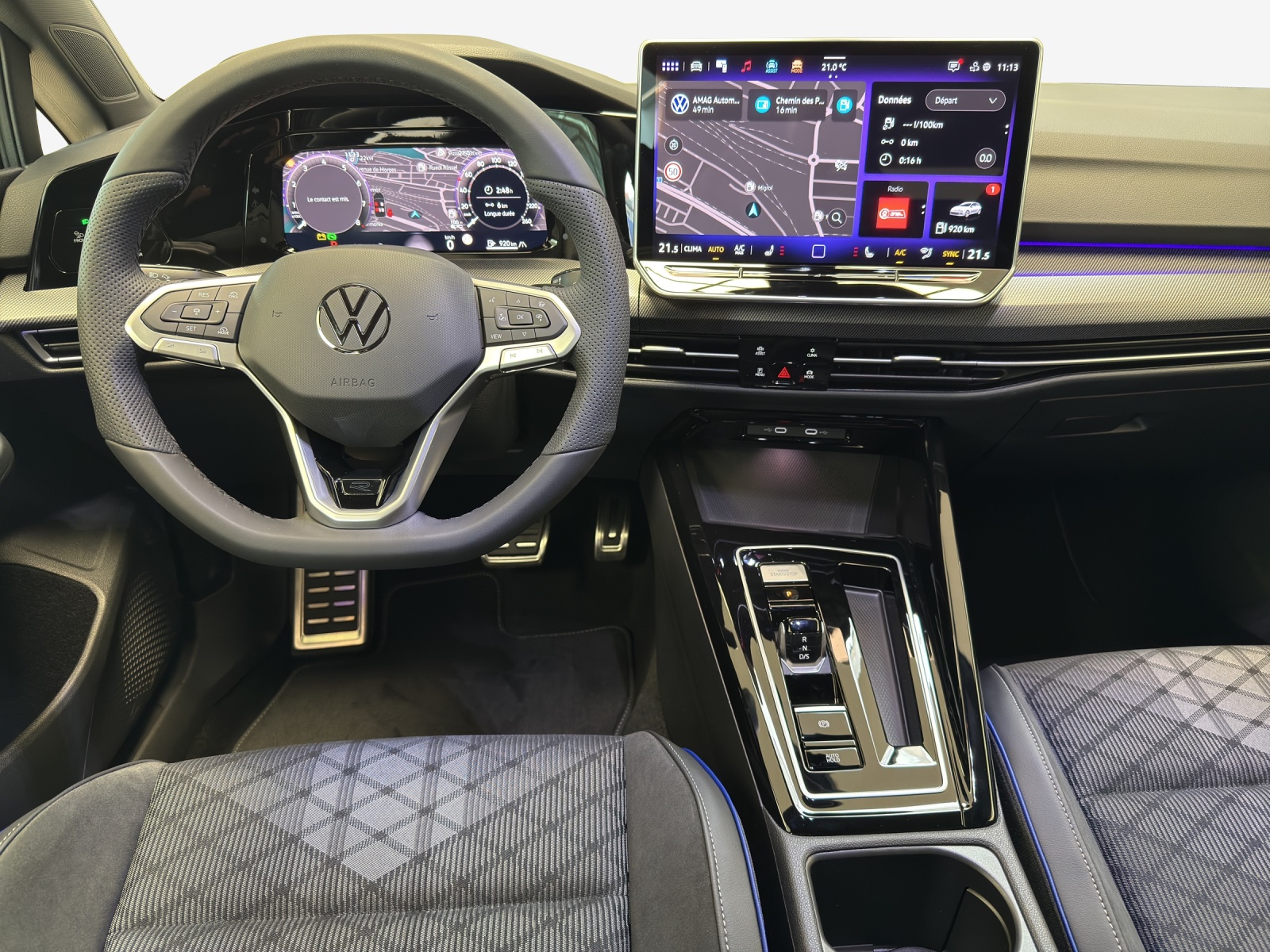 VW Golf 1.5 e TSI mHEV R-Line DSG-image-8
