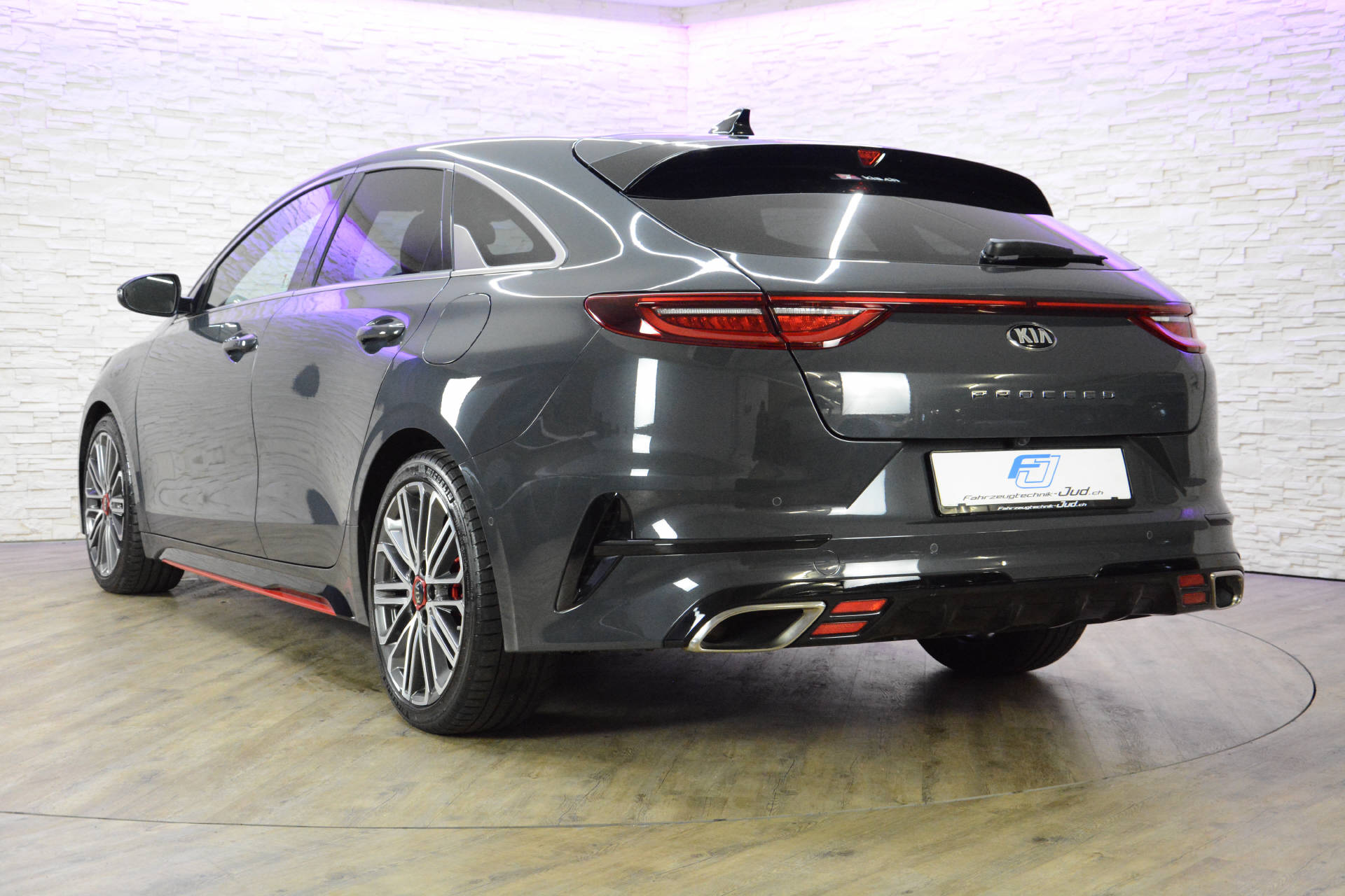 KIA ProCeed 1.6 T-GDi GT-image-5