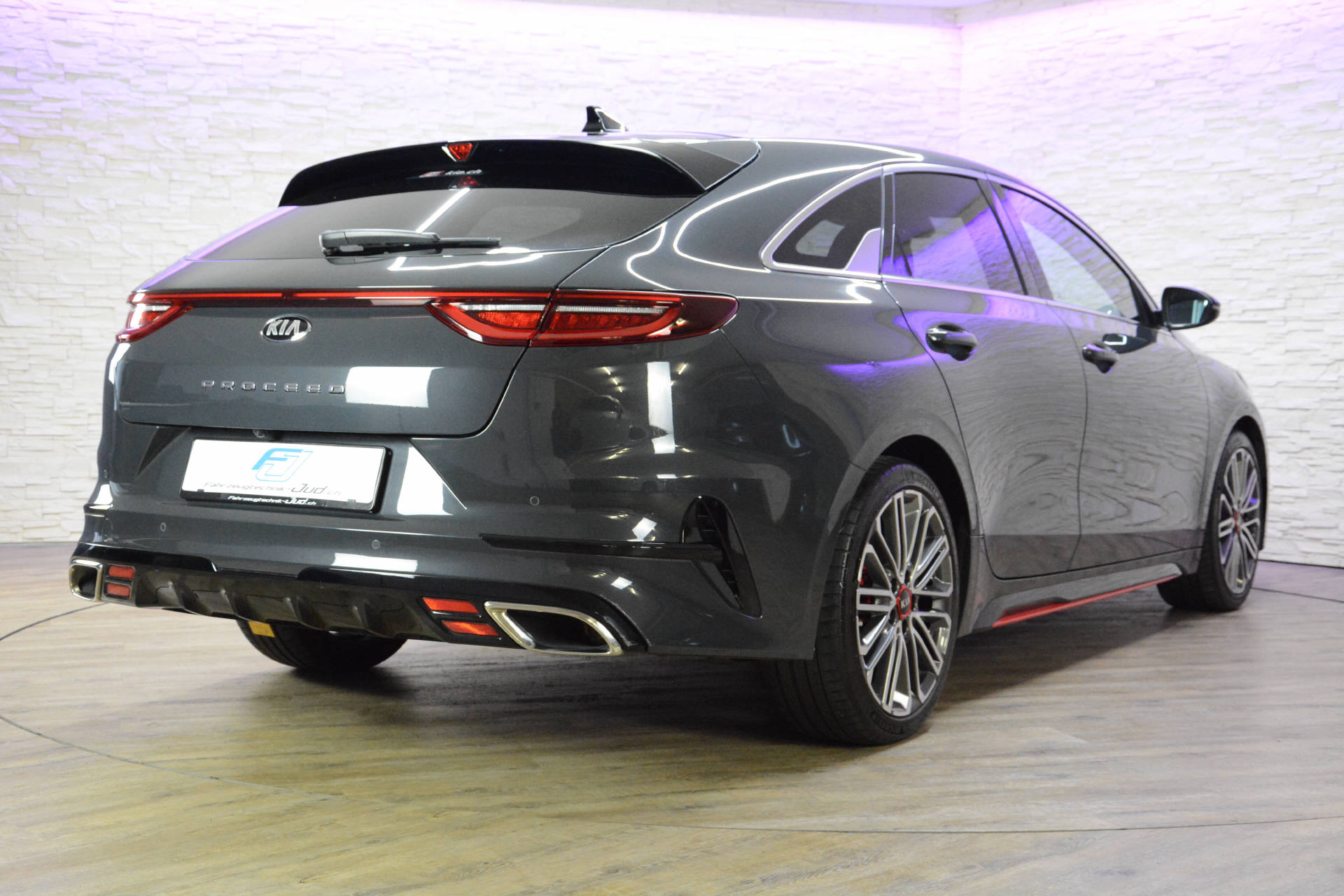 KIA ProCeed 1.6 T-GDi GT-image-4