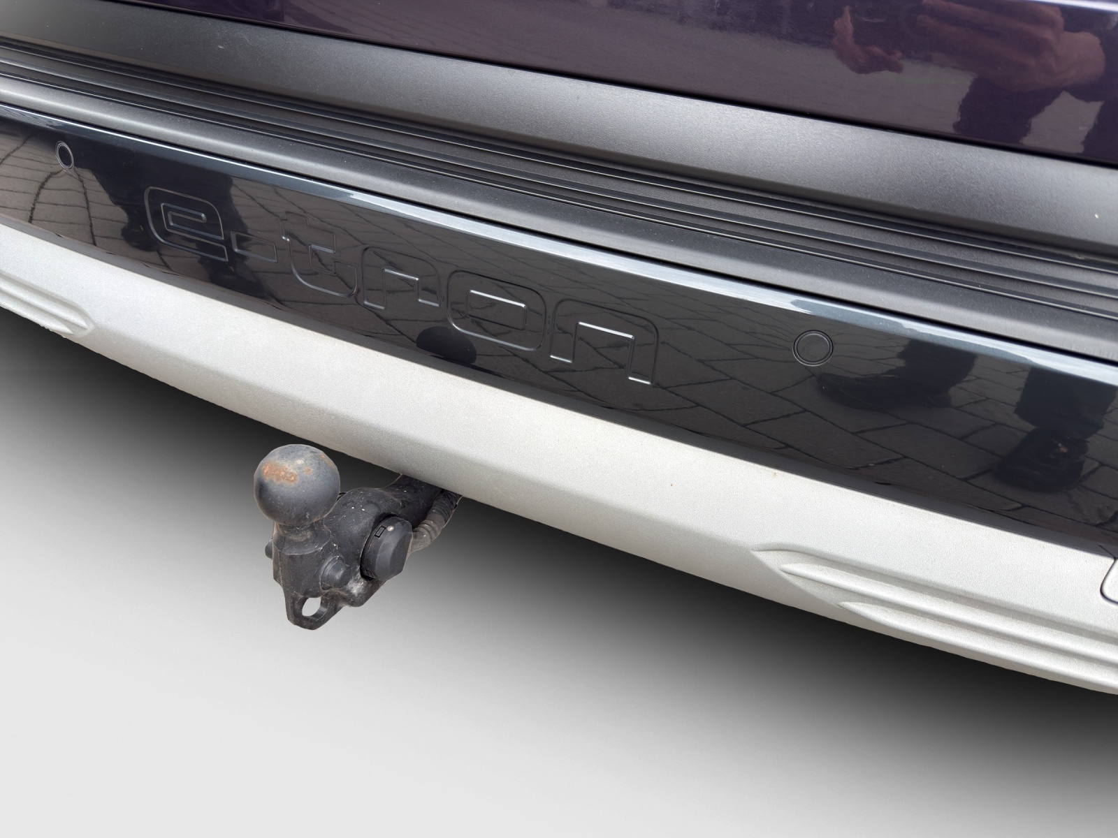 AUDI Q4 e-tron 45 quattro-image-14