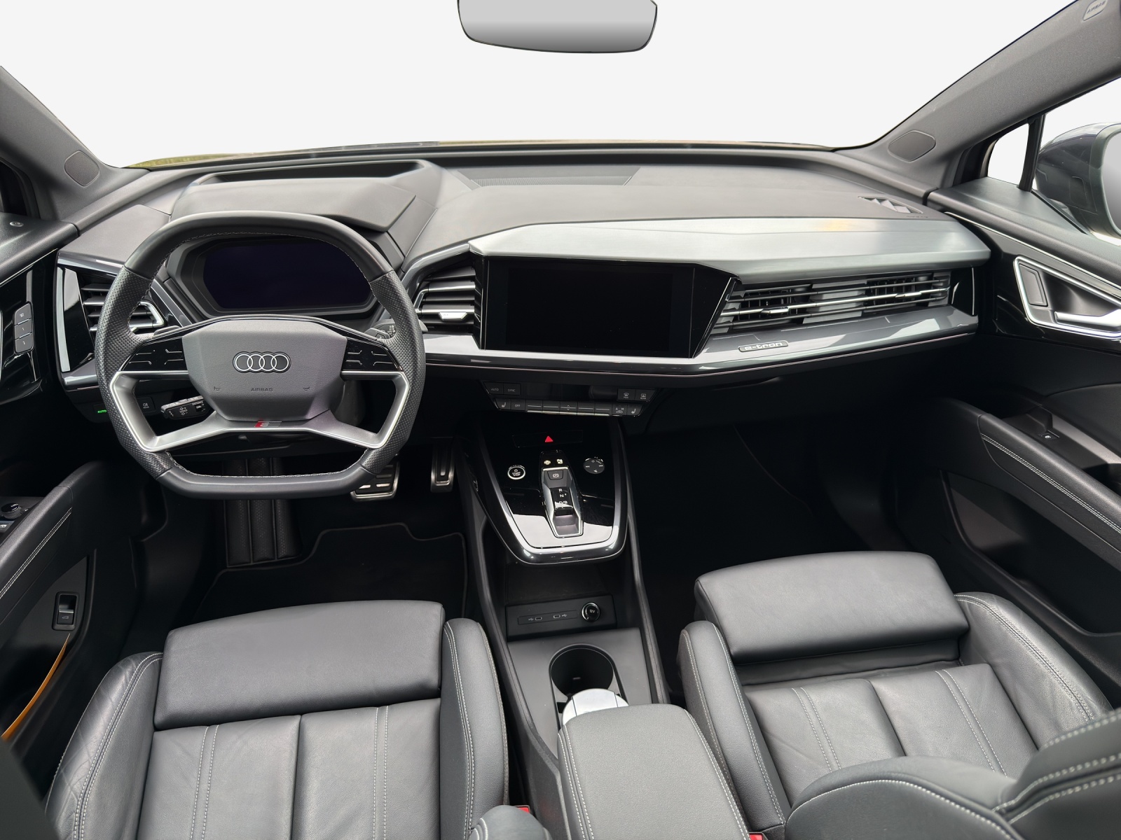AUDI Q4 e-tron 45 quattro-image-9