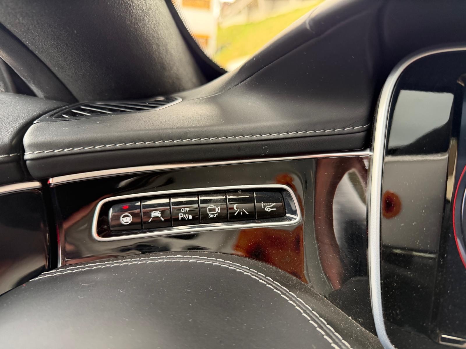 MERCEDES-BENZ S 63 AMG Coupé 4Matic Speedshift MCT-image-14