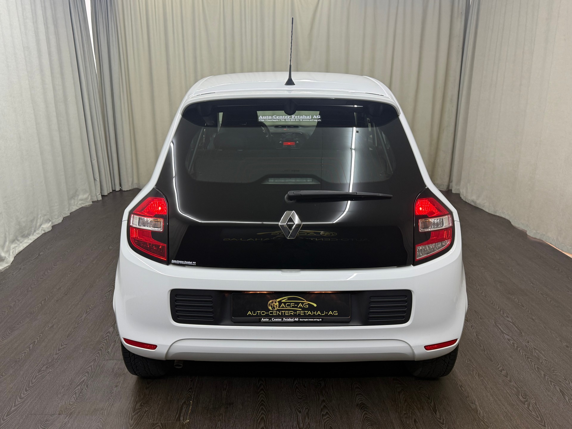 RENAULT Twingo 0.9 Liberty EDC-image-4