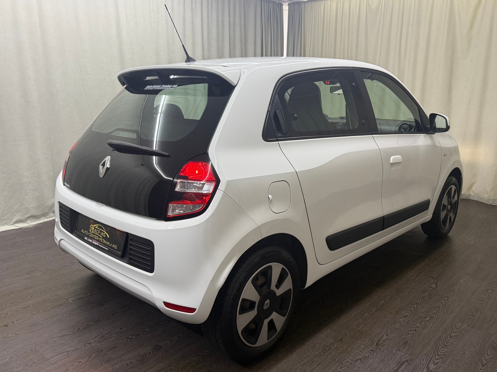 RENAULT Twingo 0.9 Liberty EDC-image-3
