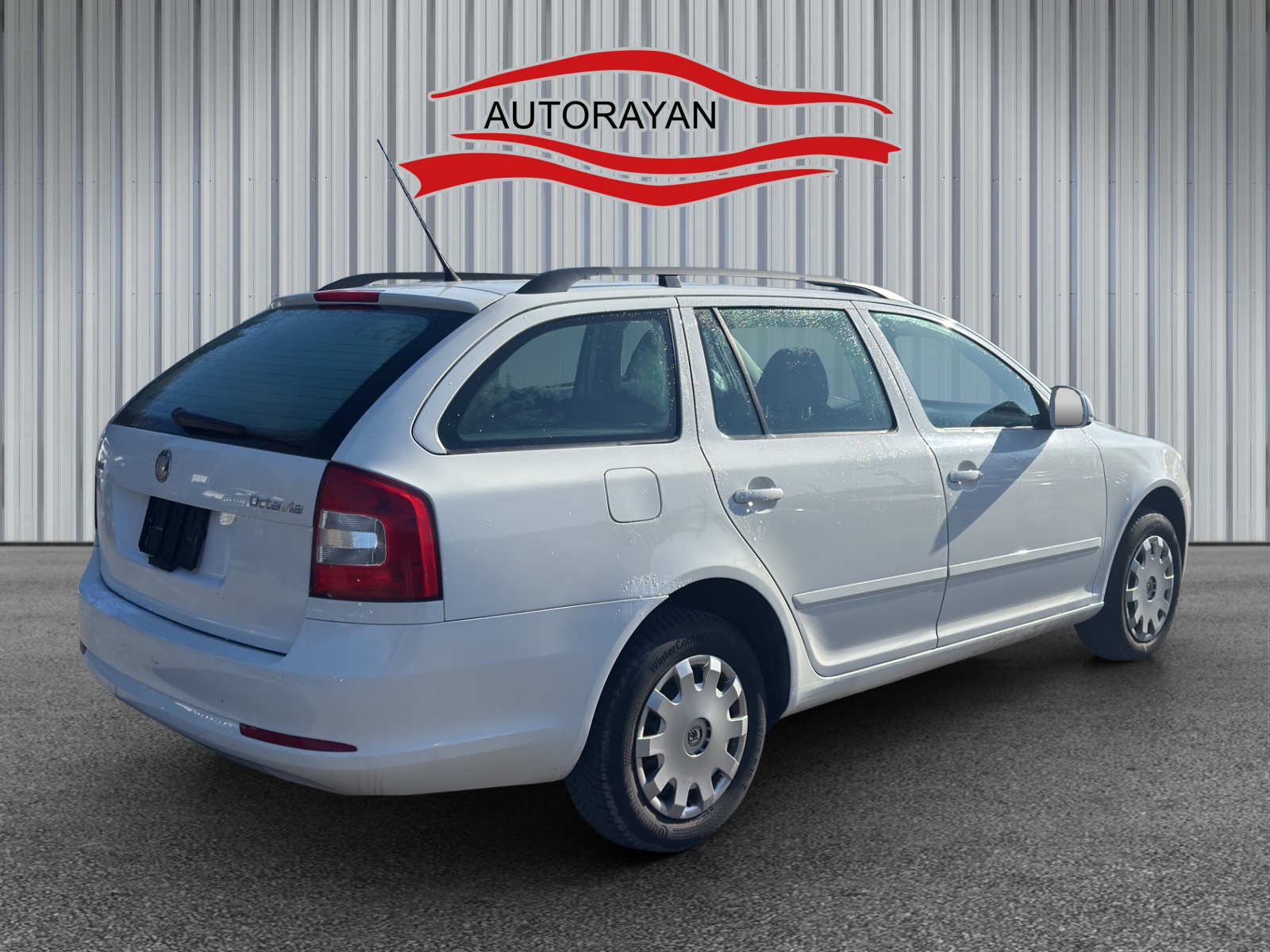 SKODA Octavia Combi 1.6 TDI 4x4-image-4