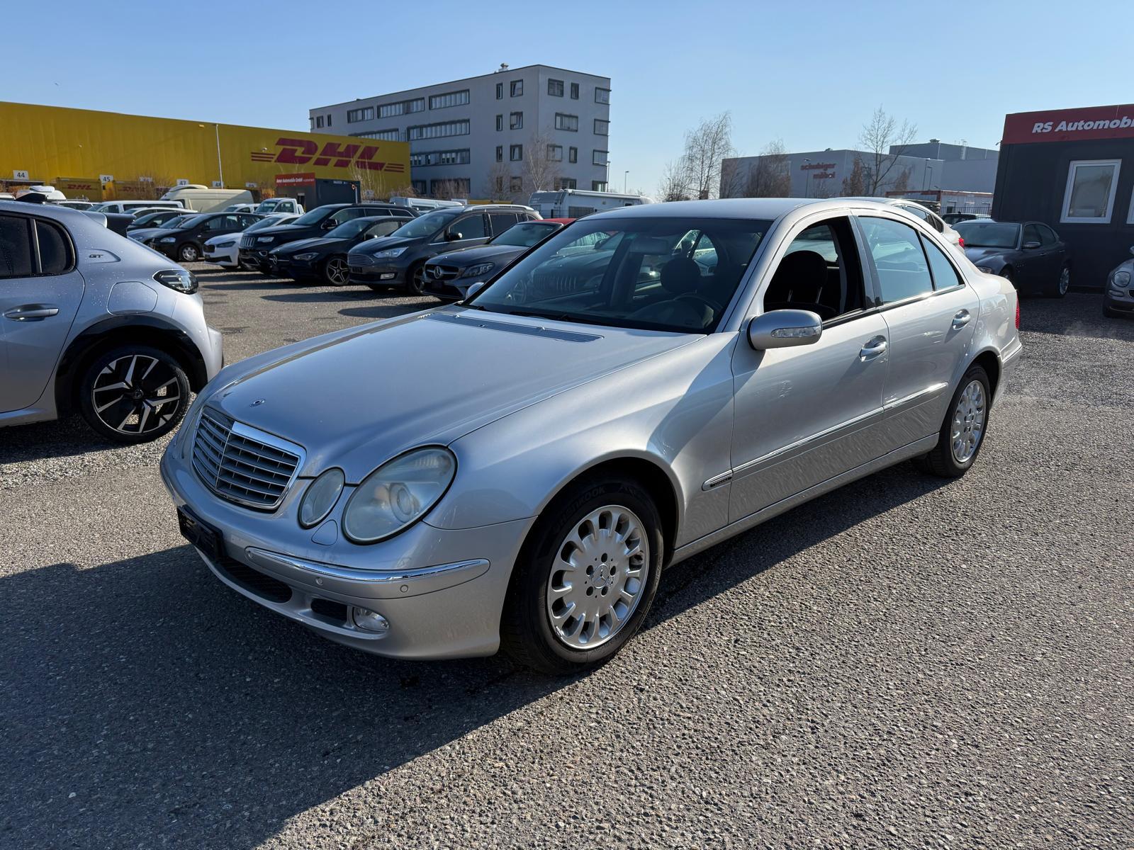 MERCEDES-BENZ E 240 2.6 V6-image-0