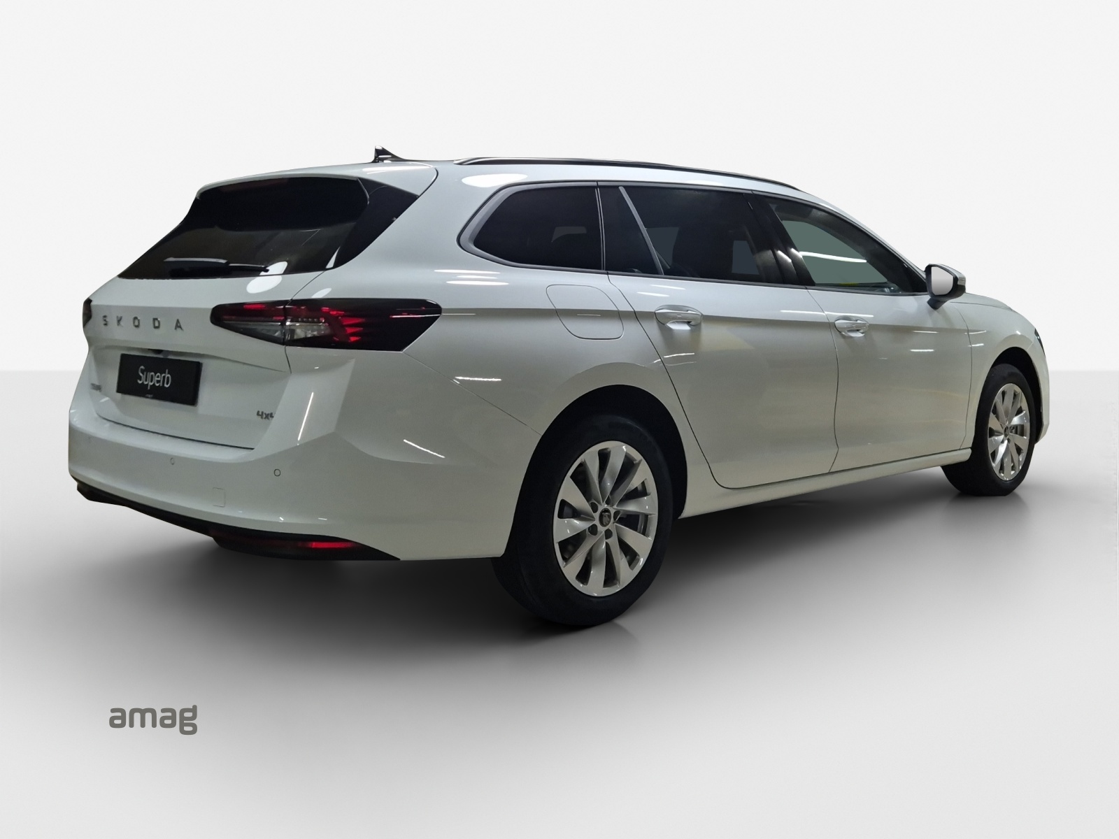 SKODA Superb Combi 2.0 TDi Selection 4x4 DSG-image-4