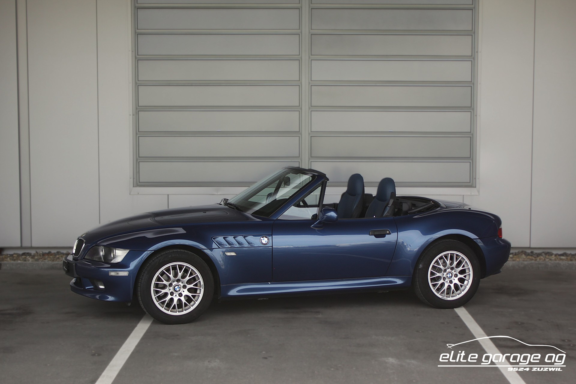 BMW Z3 1.9i Roadster Advantage-image-0