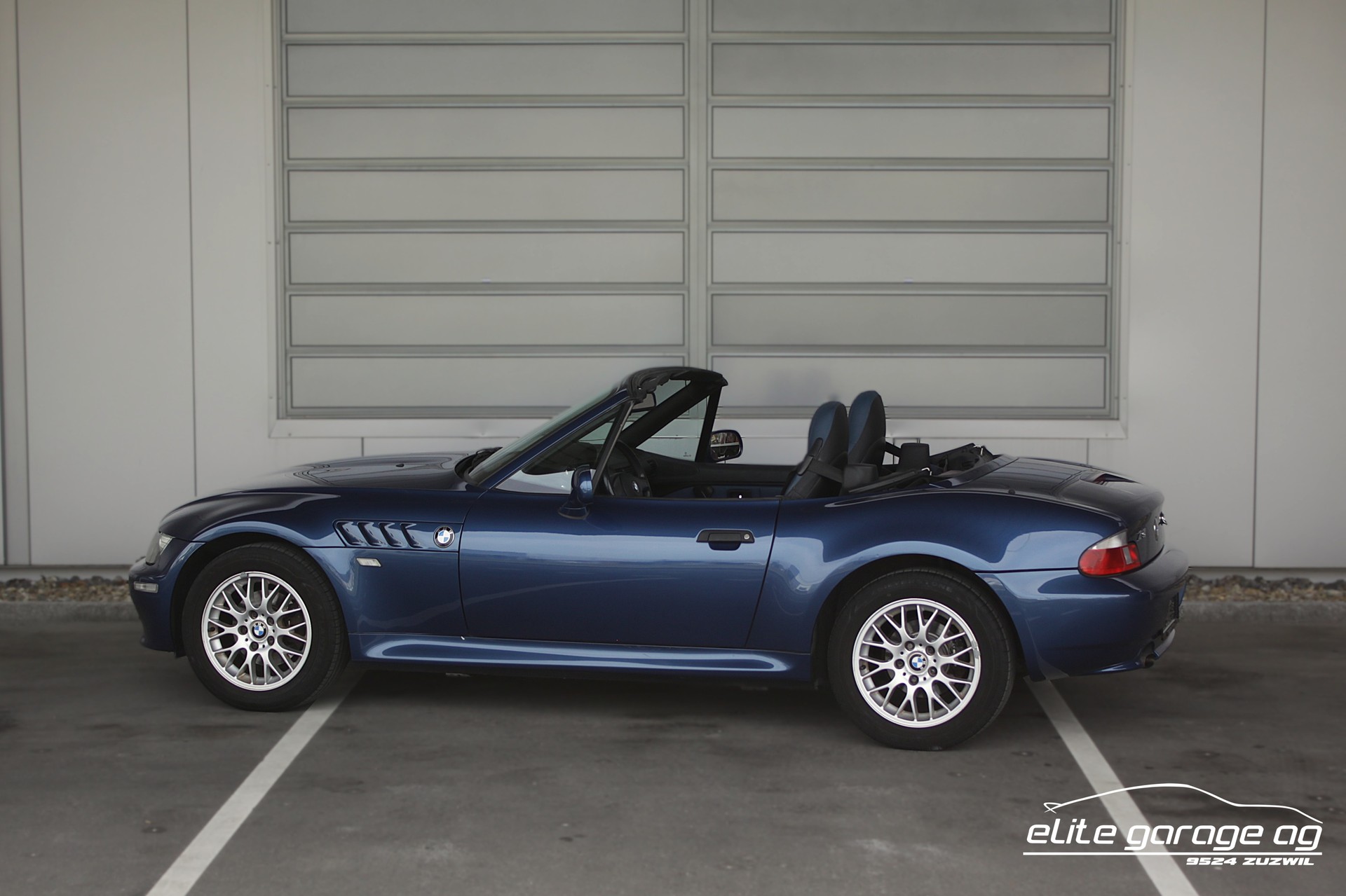 BMW Z3 1.9i Roadster Advantage-image-2
