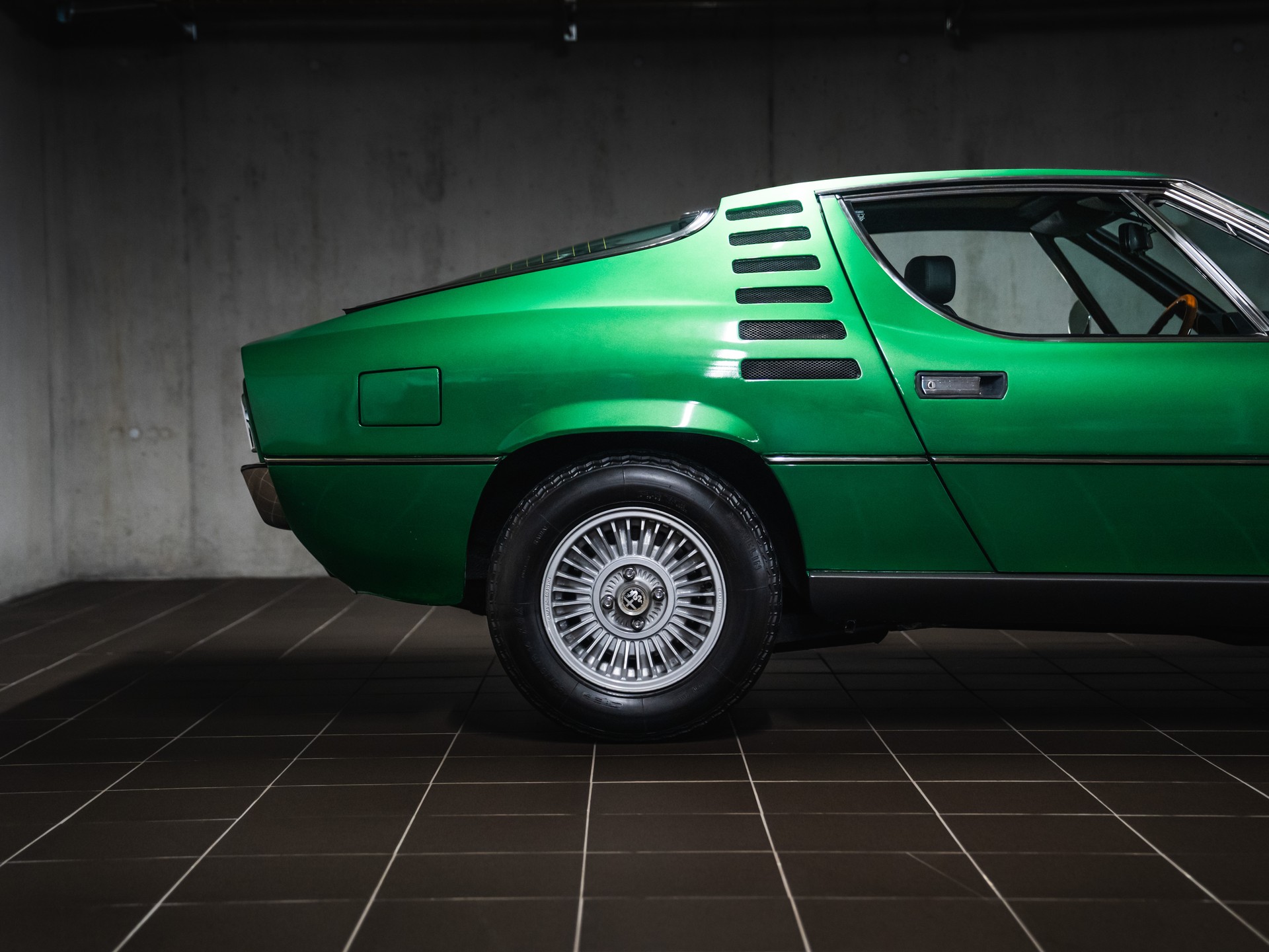 ALFA ROMEO MONTREAL-image-2