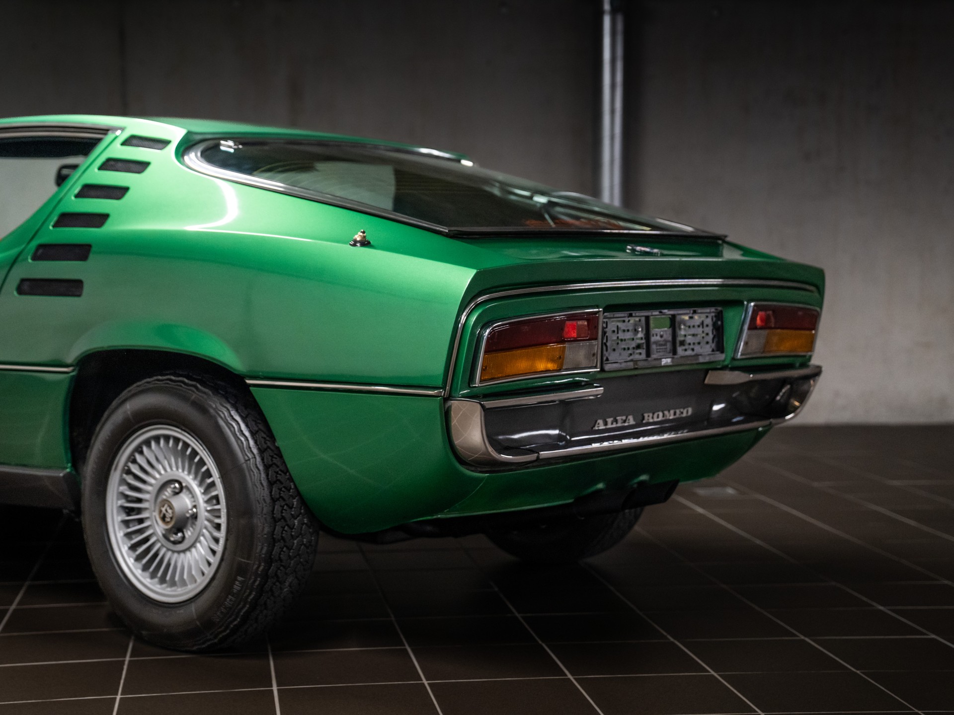ALFA ROMEO MONTREAL-image-13