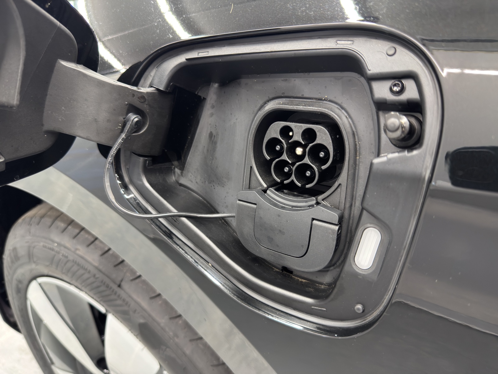 VW Passat Variant 1.5 TSI PHEV Business DSG-image-15