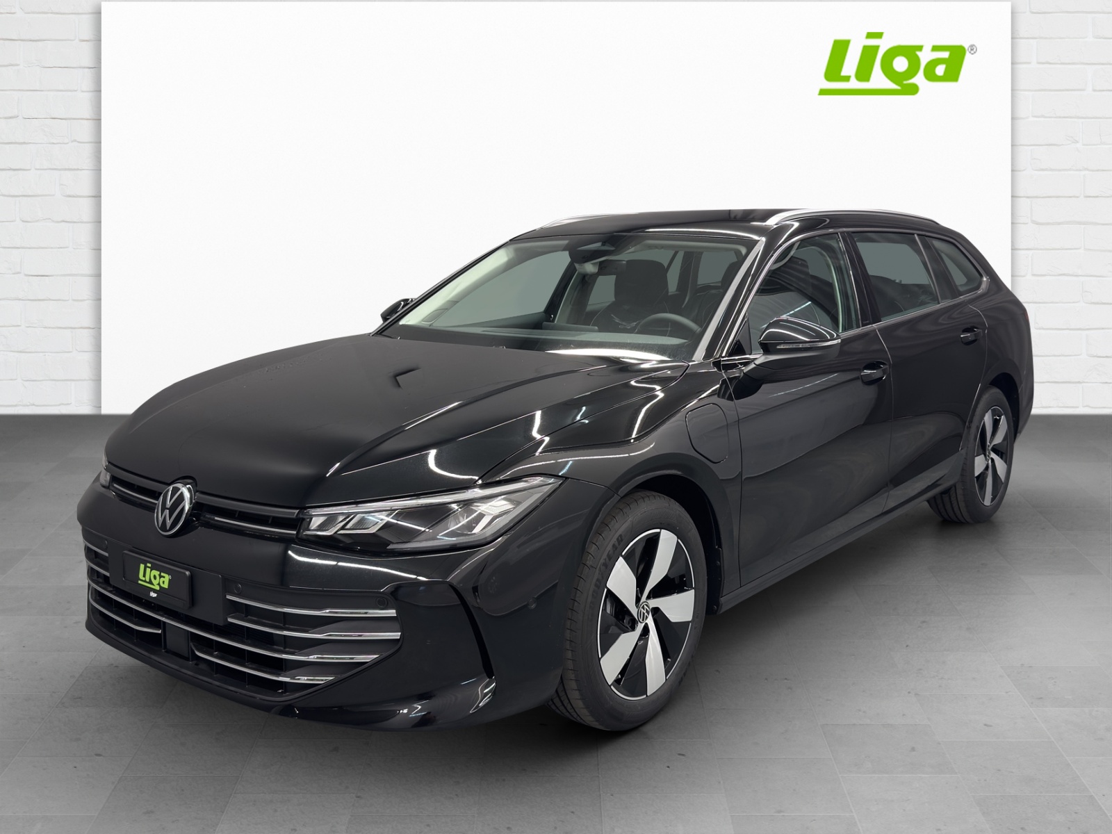 VW Passat Variant 1.5 TSI PHEV Business DSG-image-1