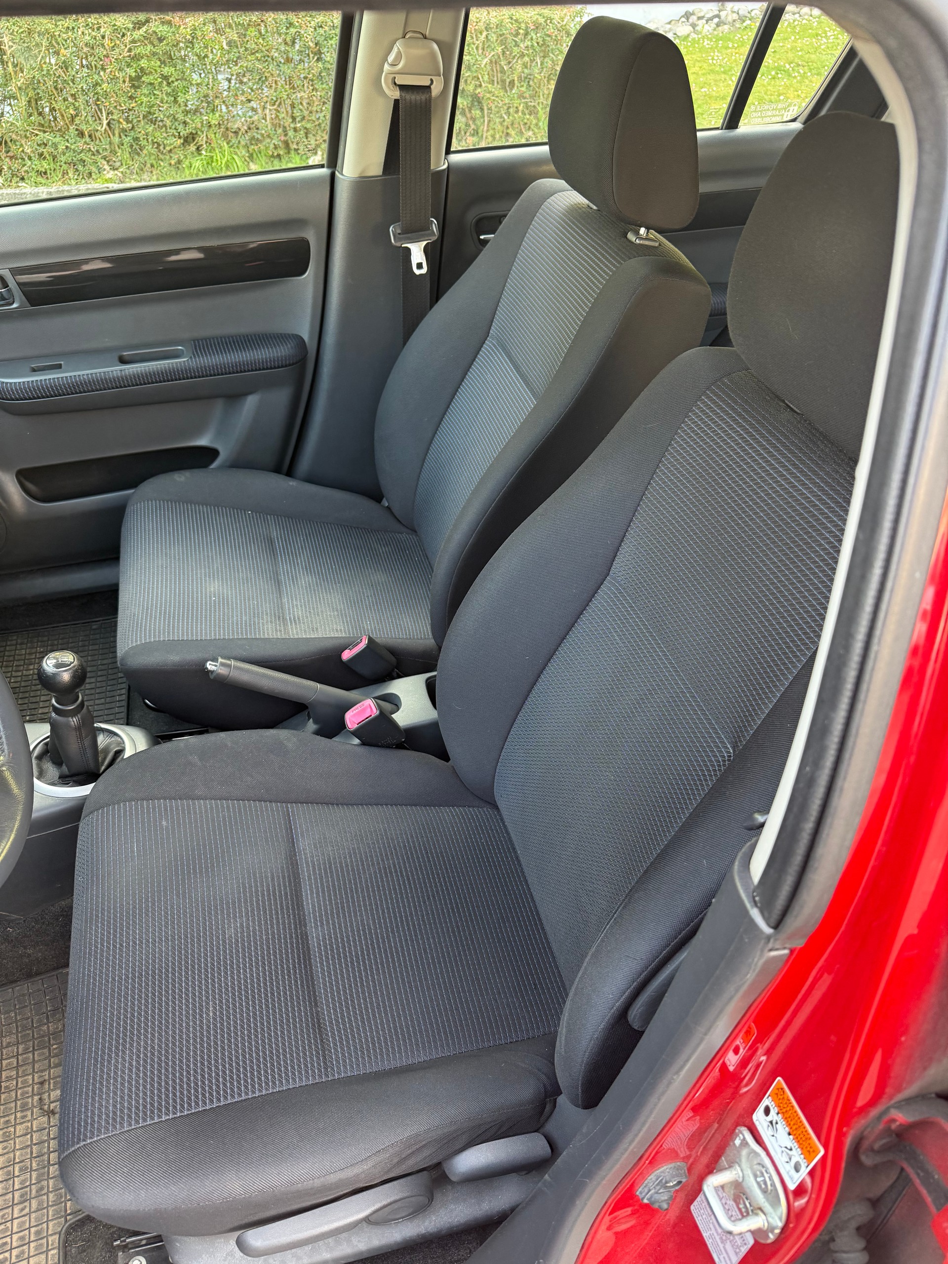 SUZUKI Swift 1.3i 16V GL Top 4x4-image-10