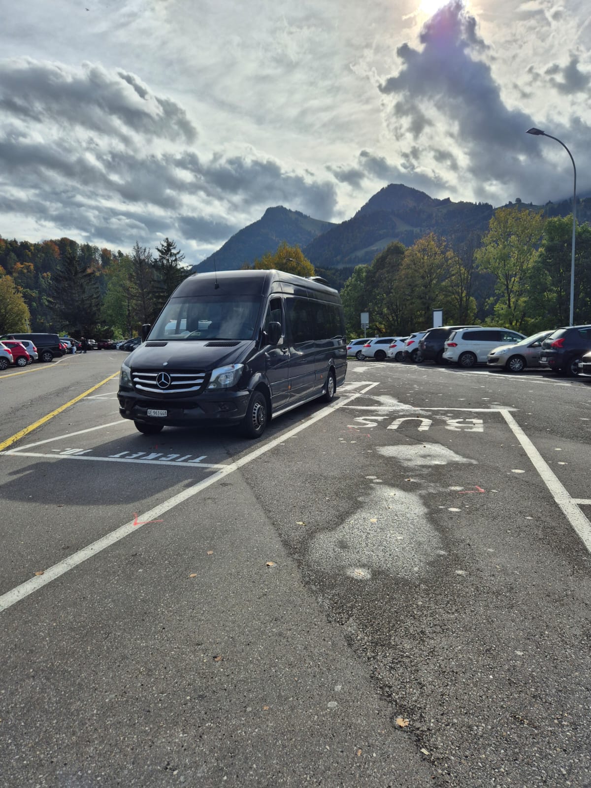 MERCEDES-BENZ 519 BT BUS 19 PLACES+ chauffeur-image-0