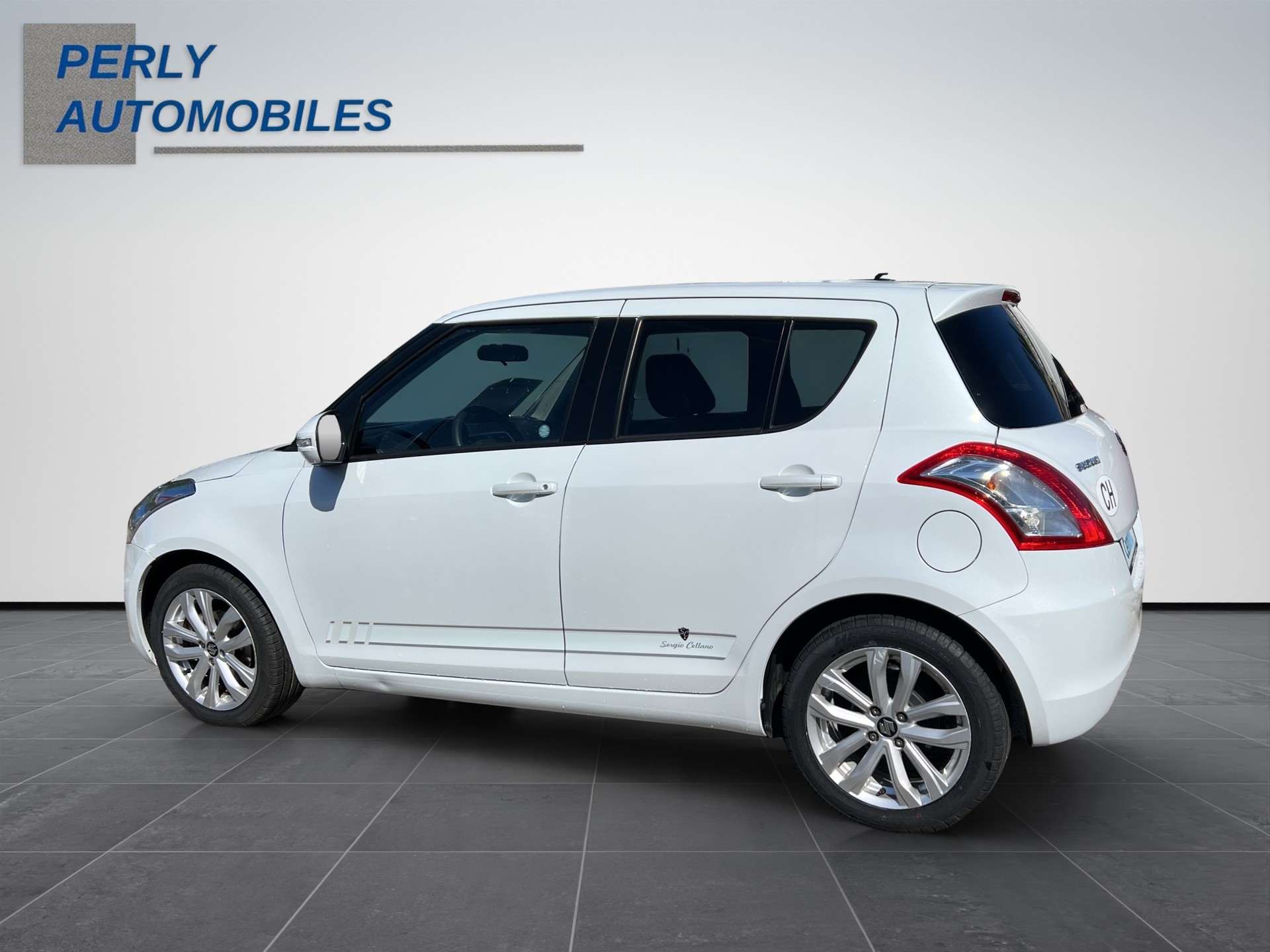 SUZUKI Swift 1.2i Sergio Cellano-image-3
