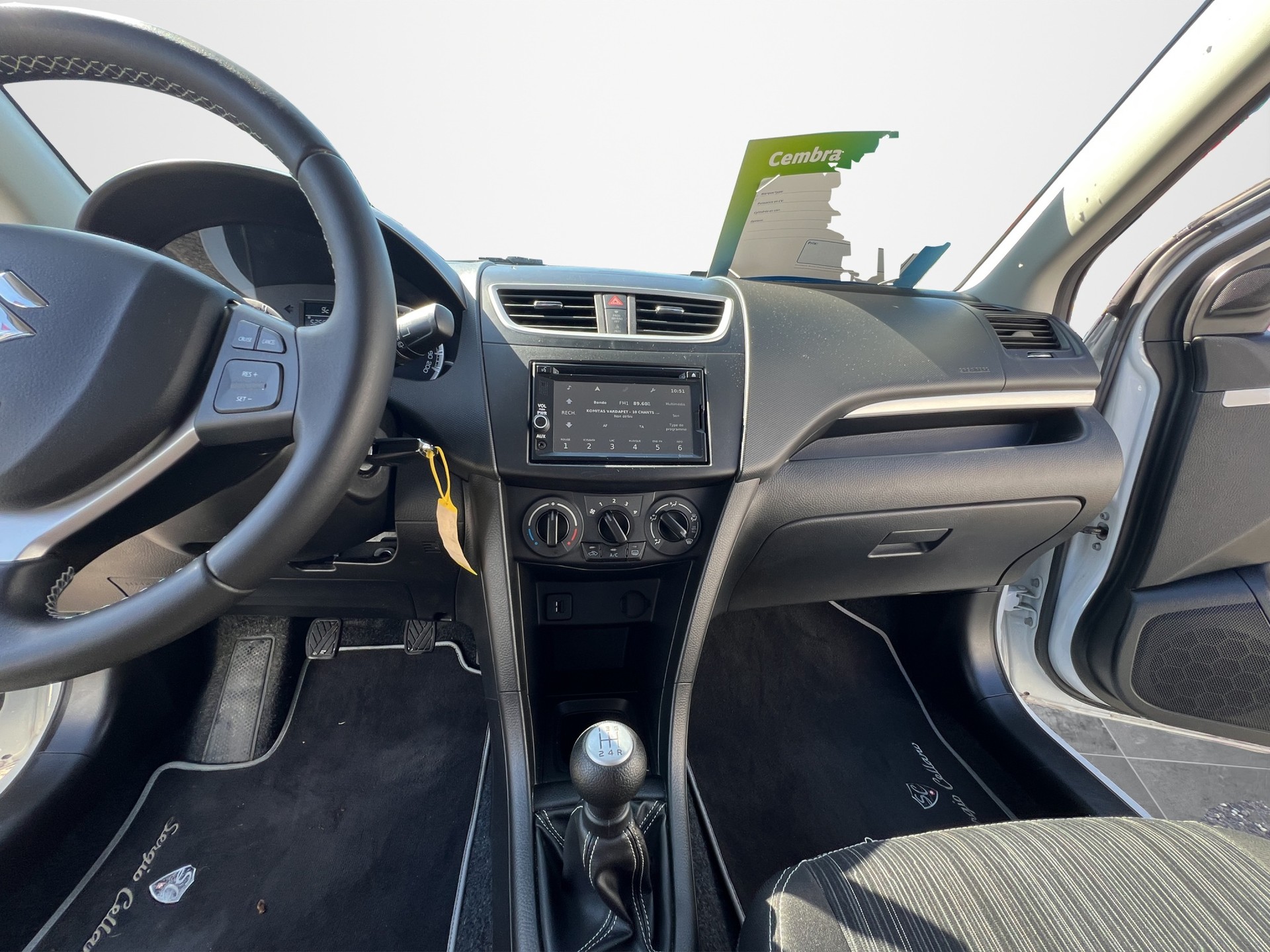 SUZUKI Swift 1.2i Sergio Cellano-image-13