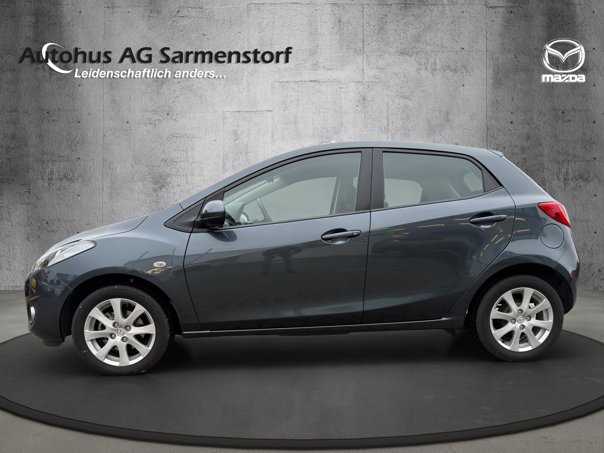 MAZDA 2 1.5i 16V Exclusive Automatic-image-2