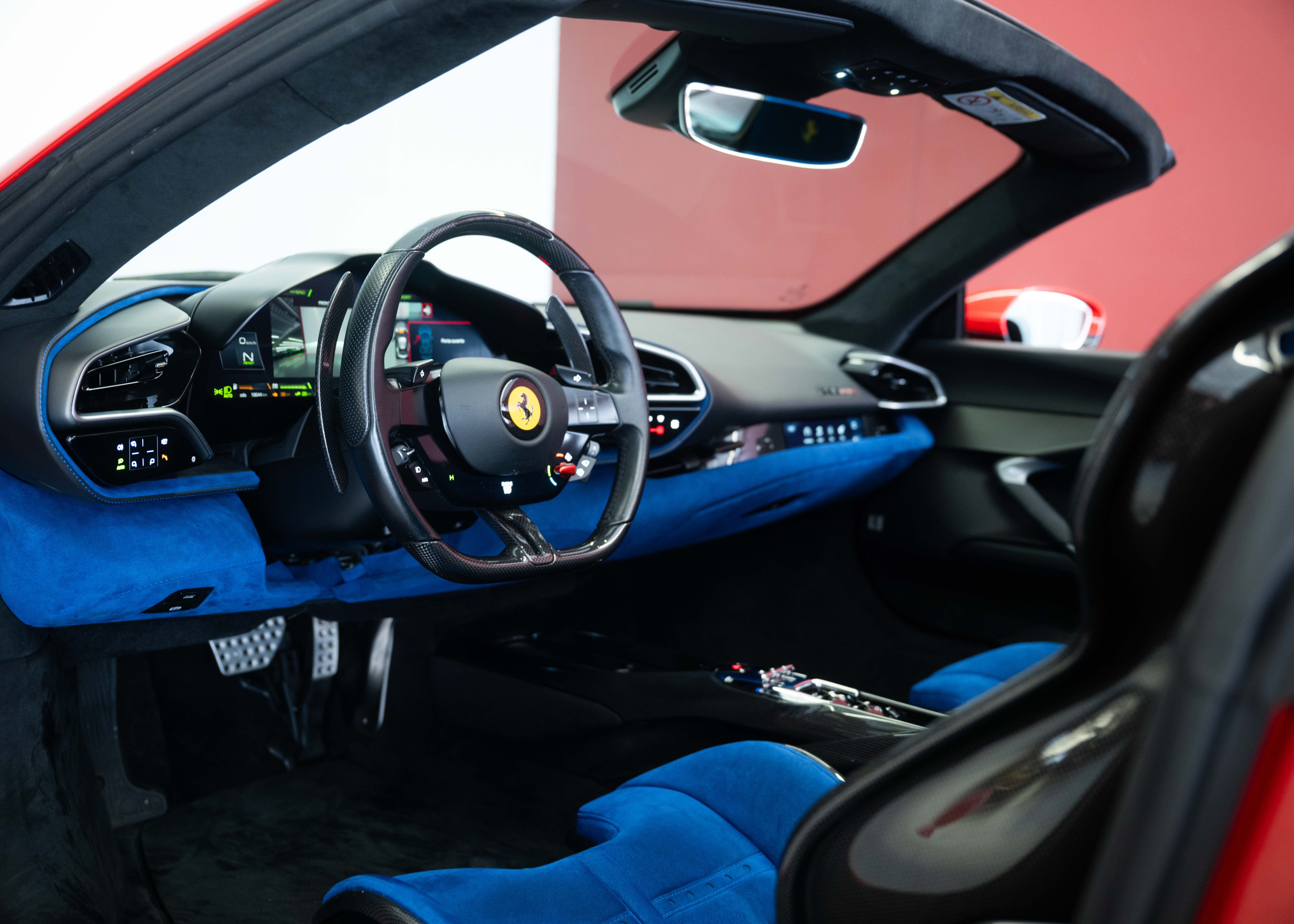 Image FERRARI 296 296 GTS Fiorano (Swiss car, 1st hand, fantastic configuration, Daytona racing seats)