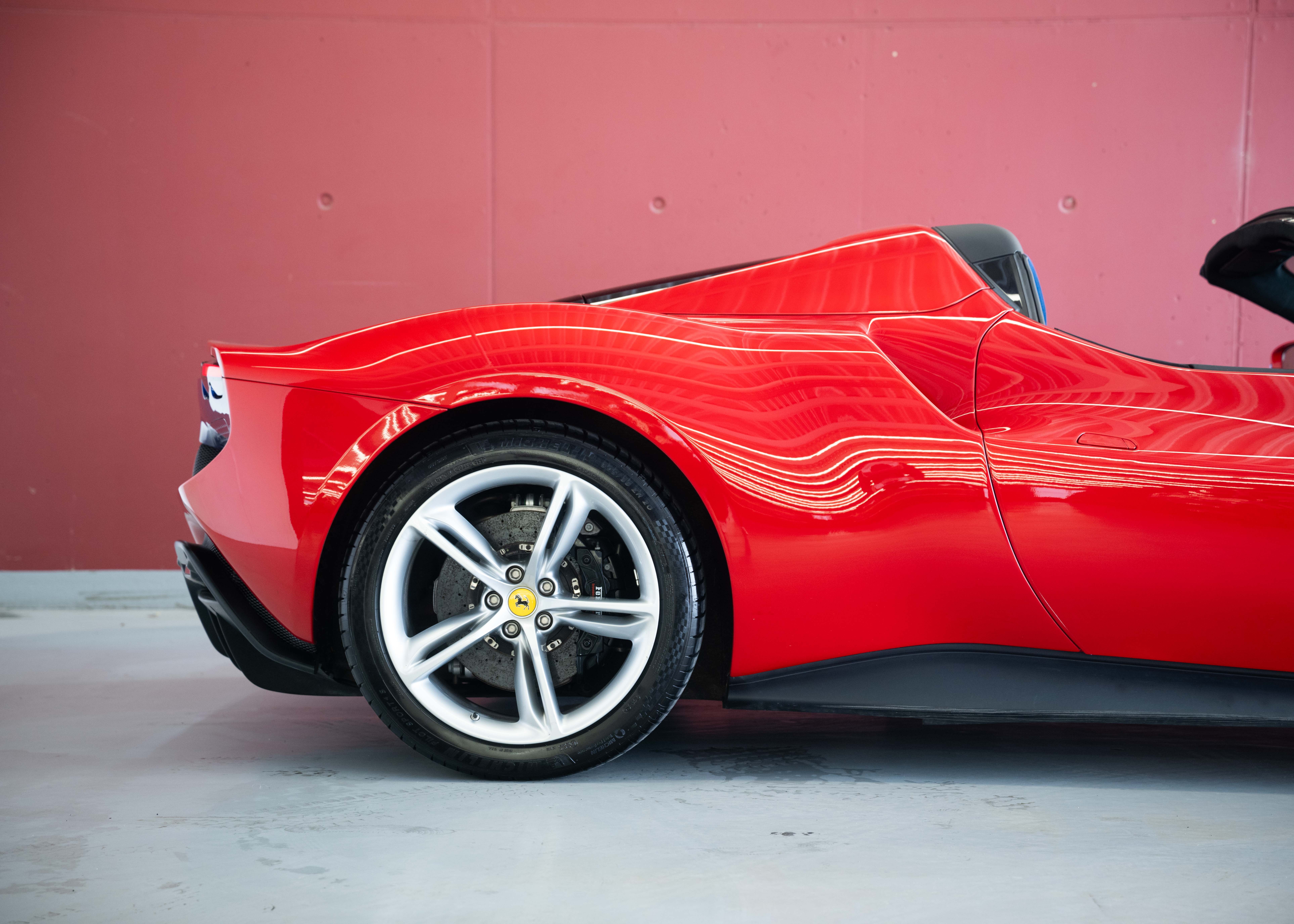 Image FERRARI 296 296 GTS Fiorano (Swiss car, 1st hand, fantastic configuration, Daytona racing seats)