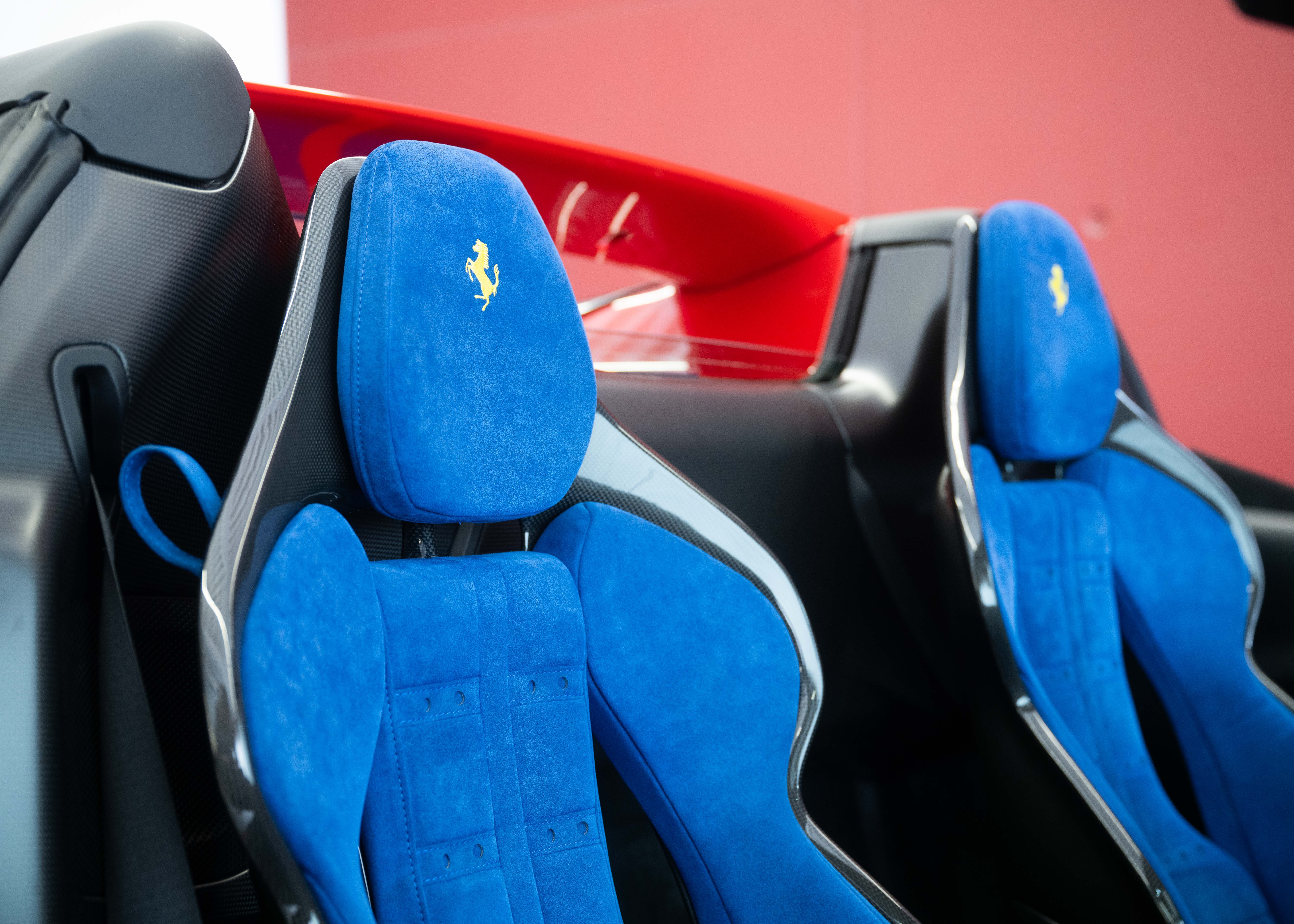 Image FERRARI 296 296 GTS Fiorano (Swiss car, 1st hand, fantastic configuration, Daytona racing seats)