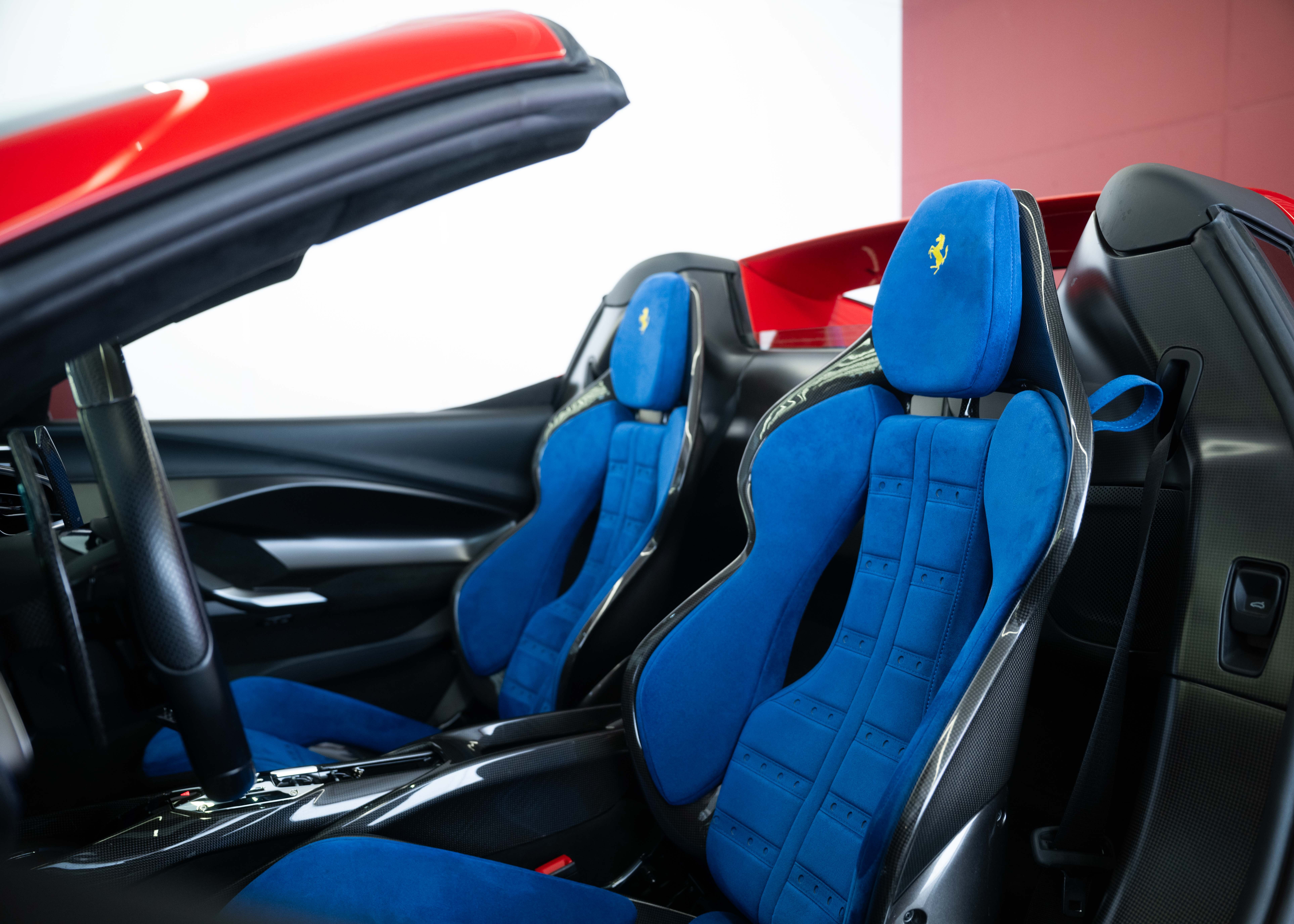 Image FERRARI 296 296 GTS Fiorano (Swiss car, 1st hand, fantastic configuration, Daytona racing seats)