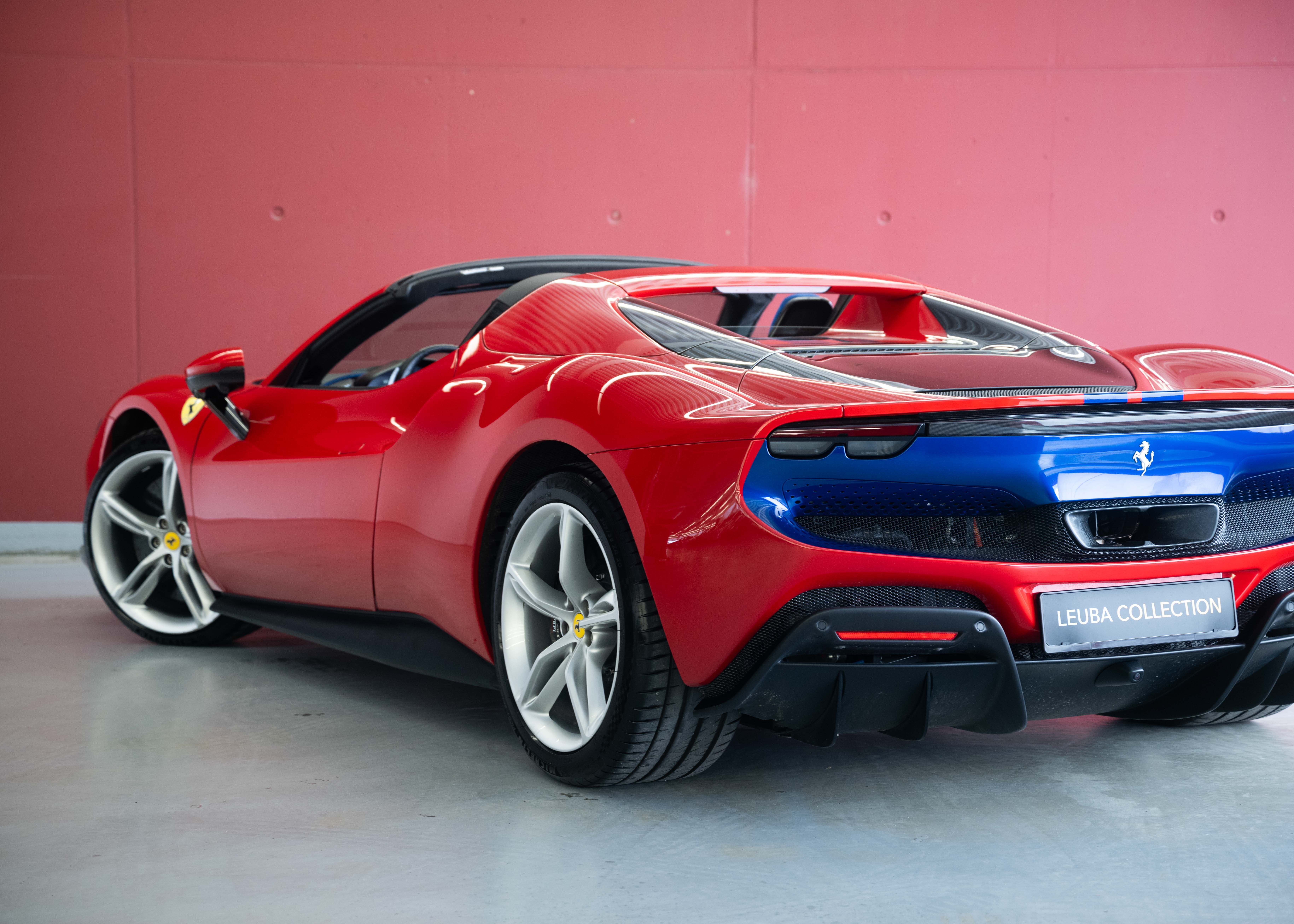 Image FERRARI 296 296 GTS Fiorano (Swiss car, 1st hand, fantastic configuration, Daytona racing seats)