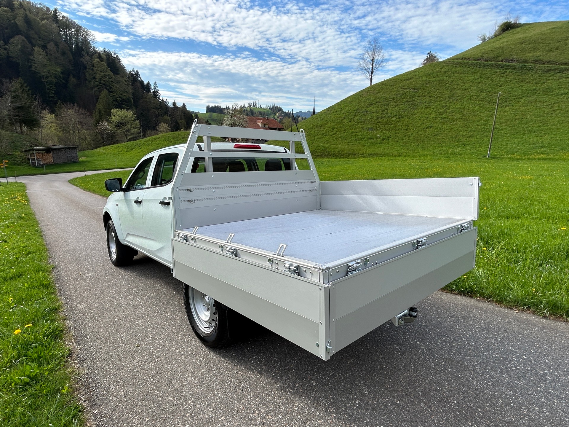 ISUZU D-MAX 1.9 CrewCab N60B 4x4-image-8