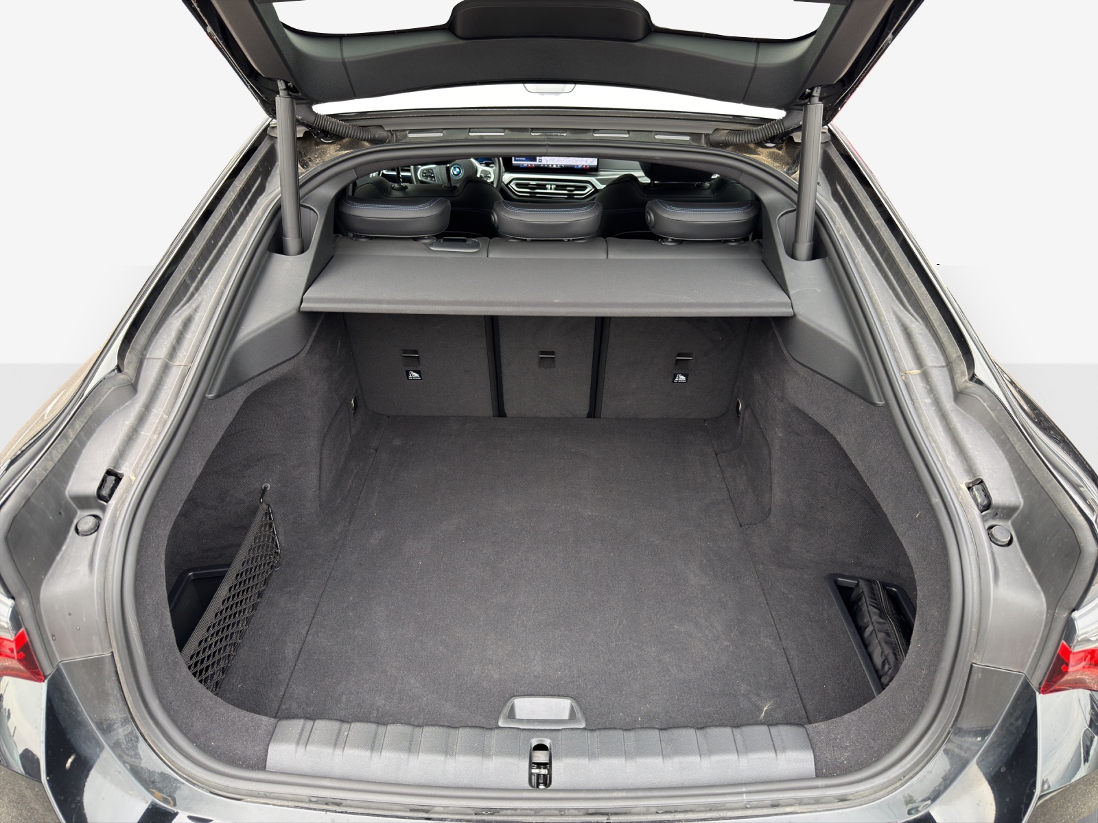 BMW i4 M50-image-12
