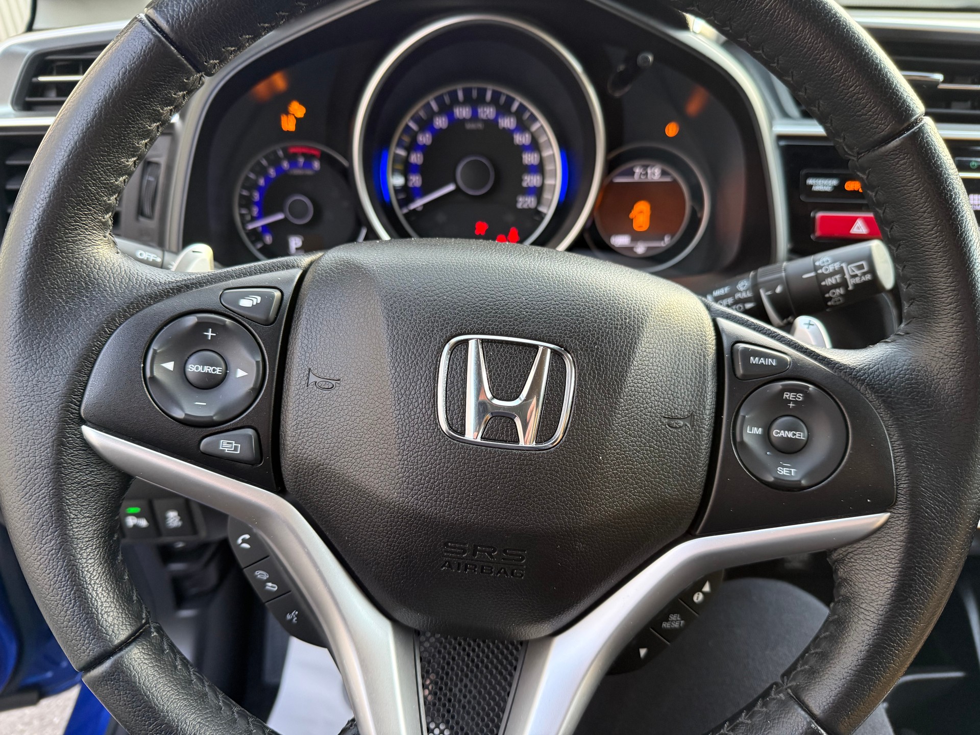 HONDA Jazz 1.3i-VTEC CVT - CUIR BEIGE - CLASSE --image-26