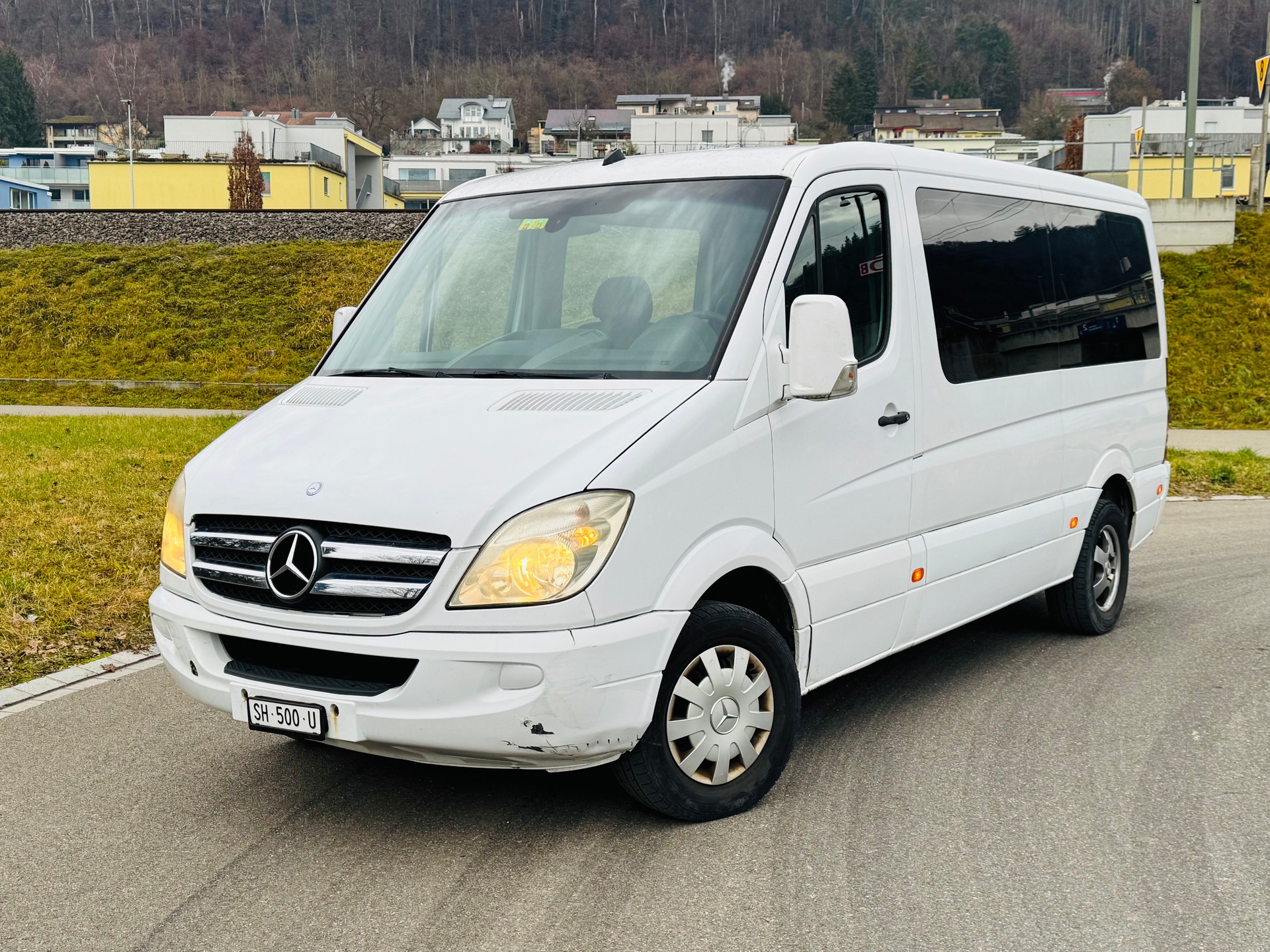MERCEDES-BENZ Sprinter 215 CDI Kompakt-image-1
