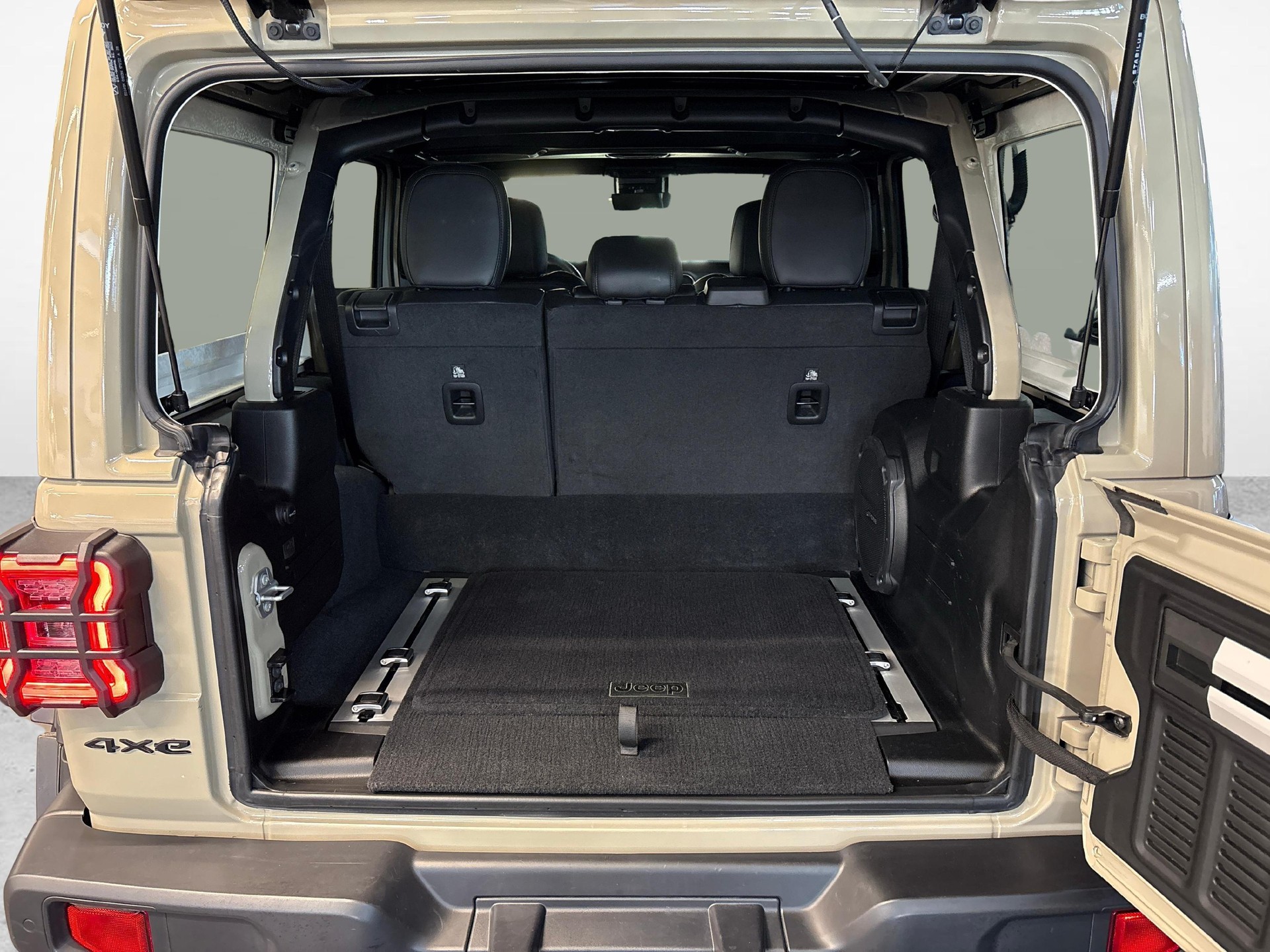 JEEP Wrangler 2.0 Turbo Rubicon Power Unlimited 4xe-image-12