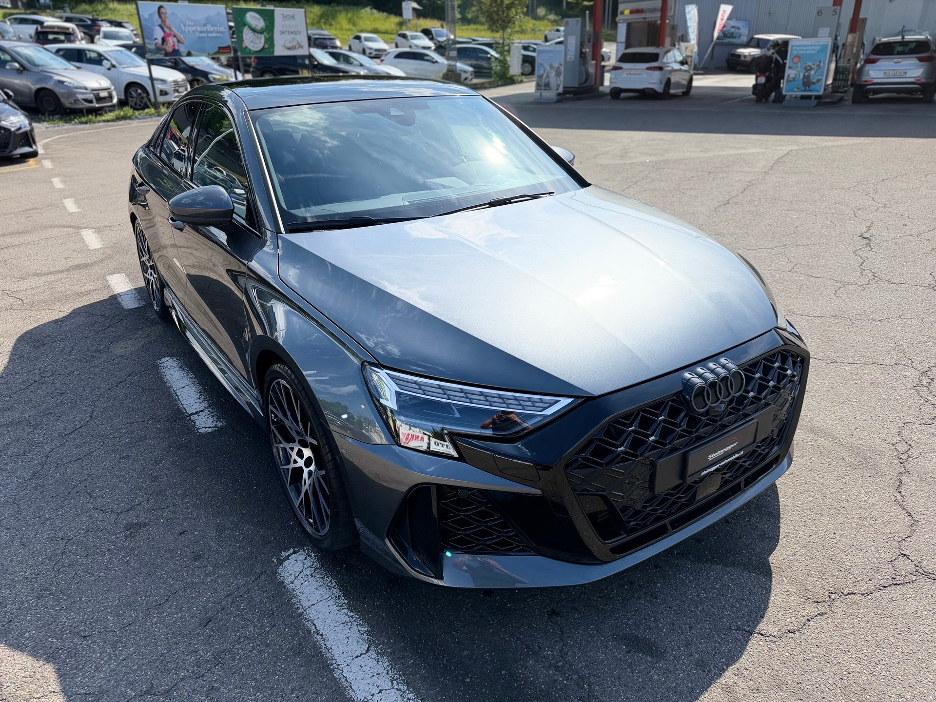 AUDI RS3 Limousine 2.5 TSI quattro S-tronic ° 5 Jahre Garantie °