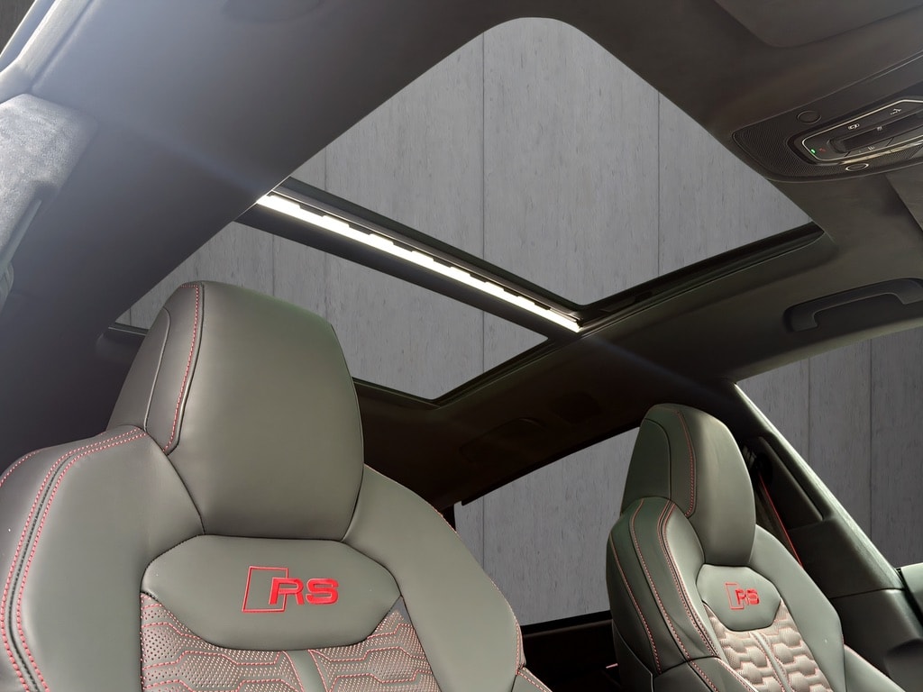 AUDI RSQ8 performance quattro*Standheizung, B&O Sound, Panodach, Nachtsichtassistent, AHK, (5-Jahre-Garantie)-image-11