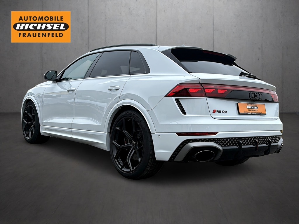 AUDI RSQ8 performance quattro*Standheizung, B&O Sound, Panodach, Nachtsichtassistent, AHK, (5-Jahre-Garantie)-image-2