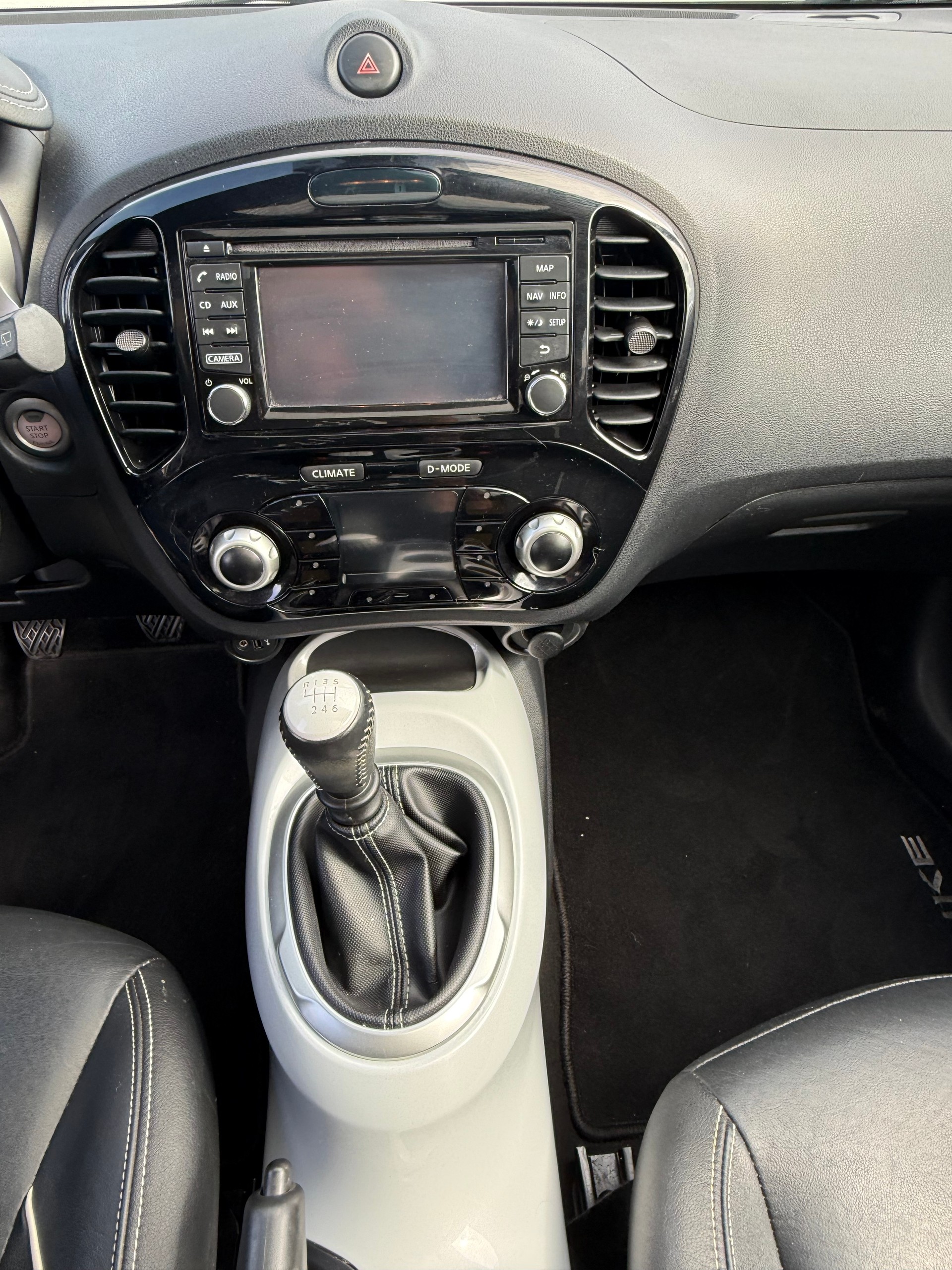 NISSAN Juke 1.6 DIG-T tekna-image-11