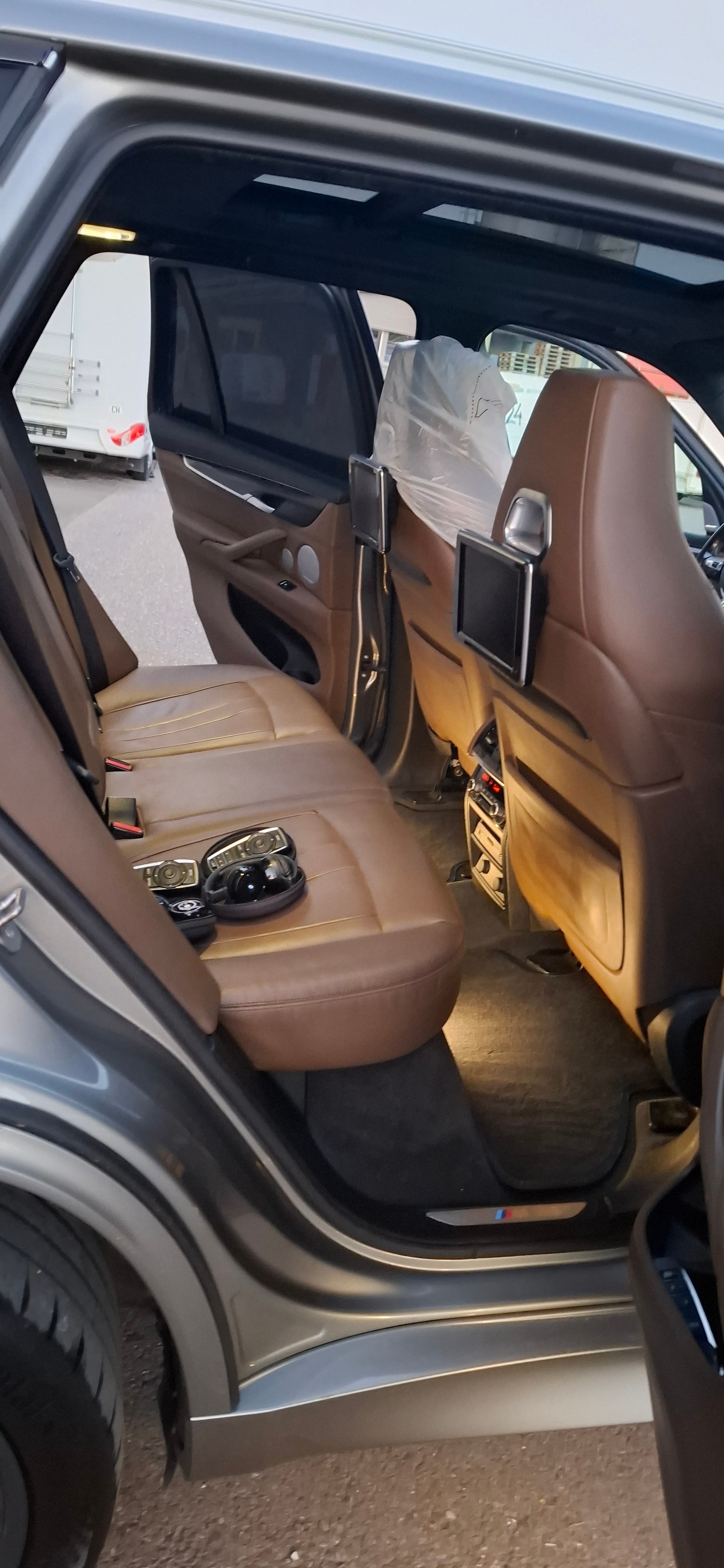 BMW X5M Steptronic-image-8